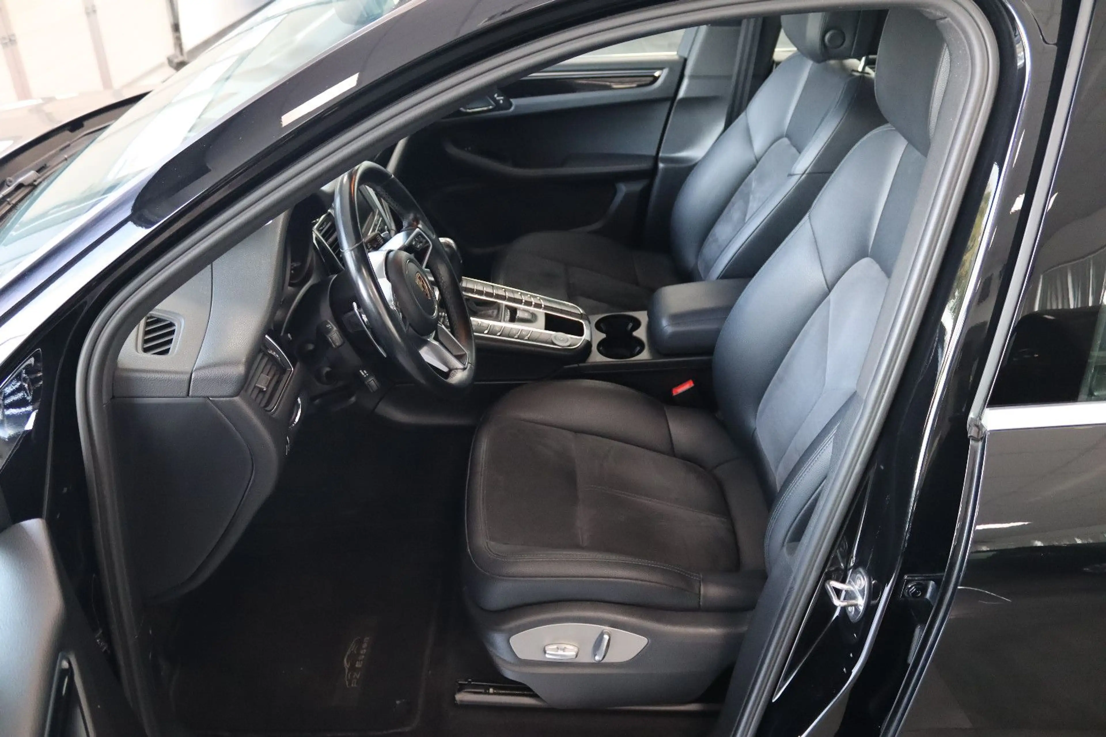 Porsche Macan S Diesel * LEDER + NAVI + AUTOMATIK * — photo 10