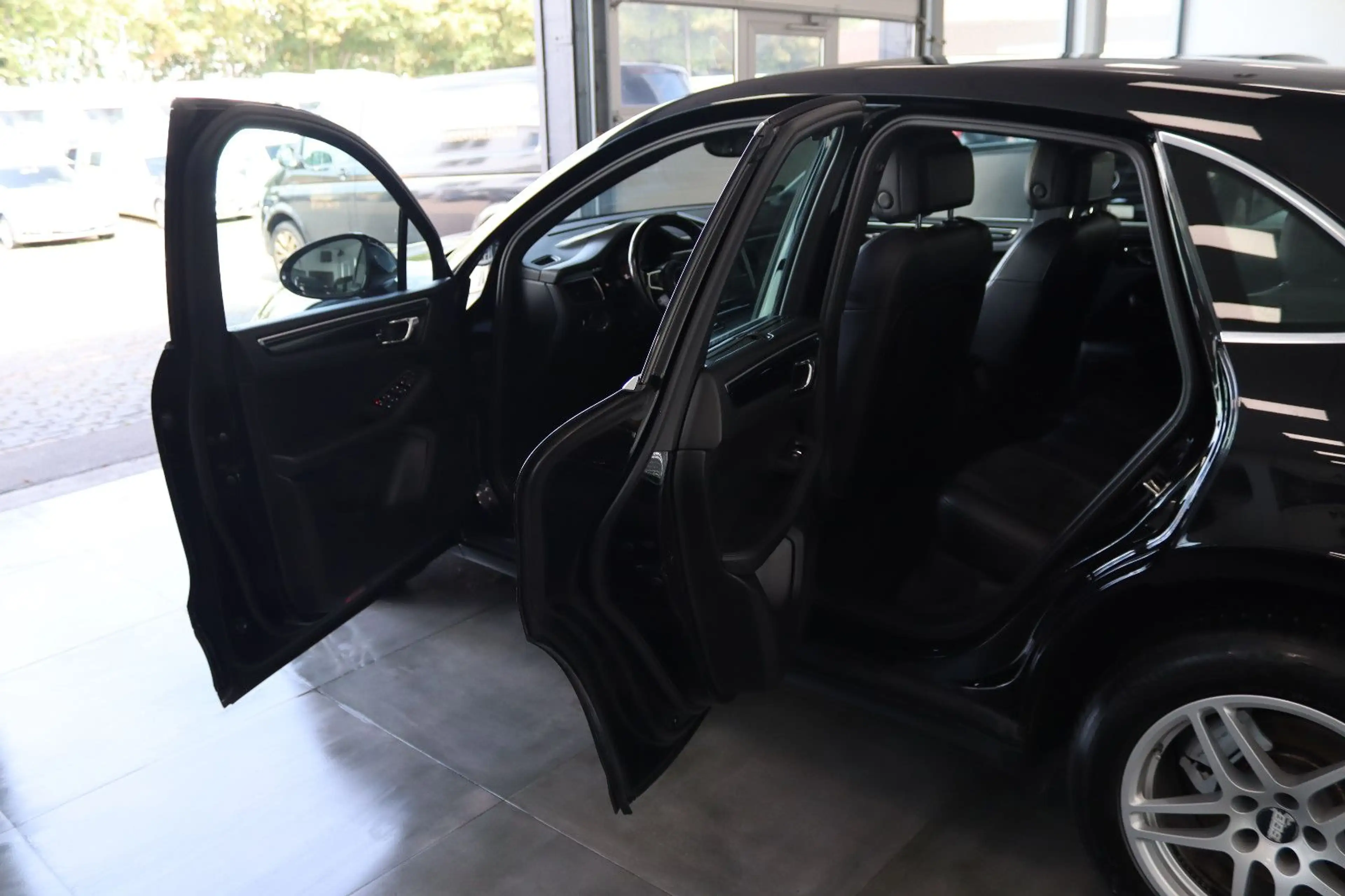 Porsche Macan S Diesel * LEDER + NAVI + AUTOMATIK * — photo 7