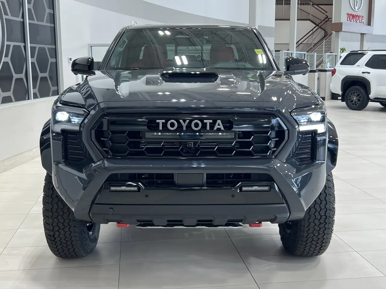 Toyota Tacoma снимка Toyota Tacoma
