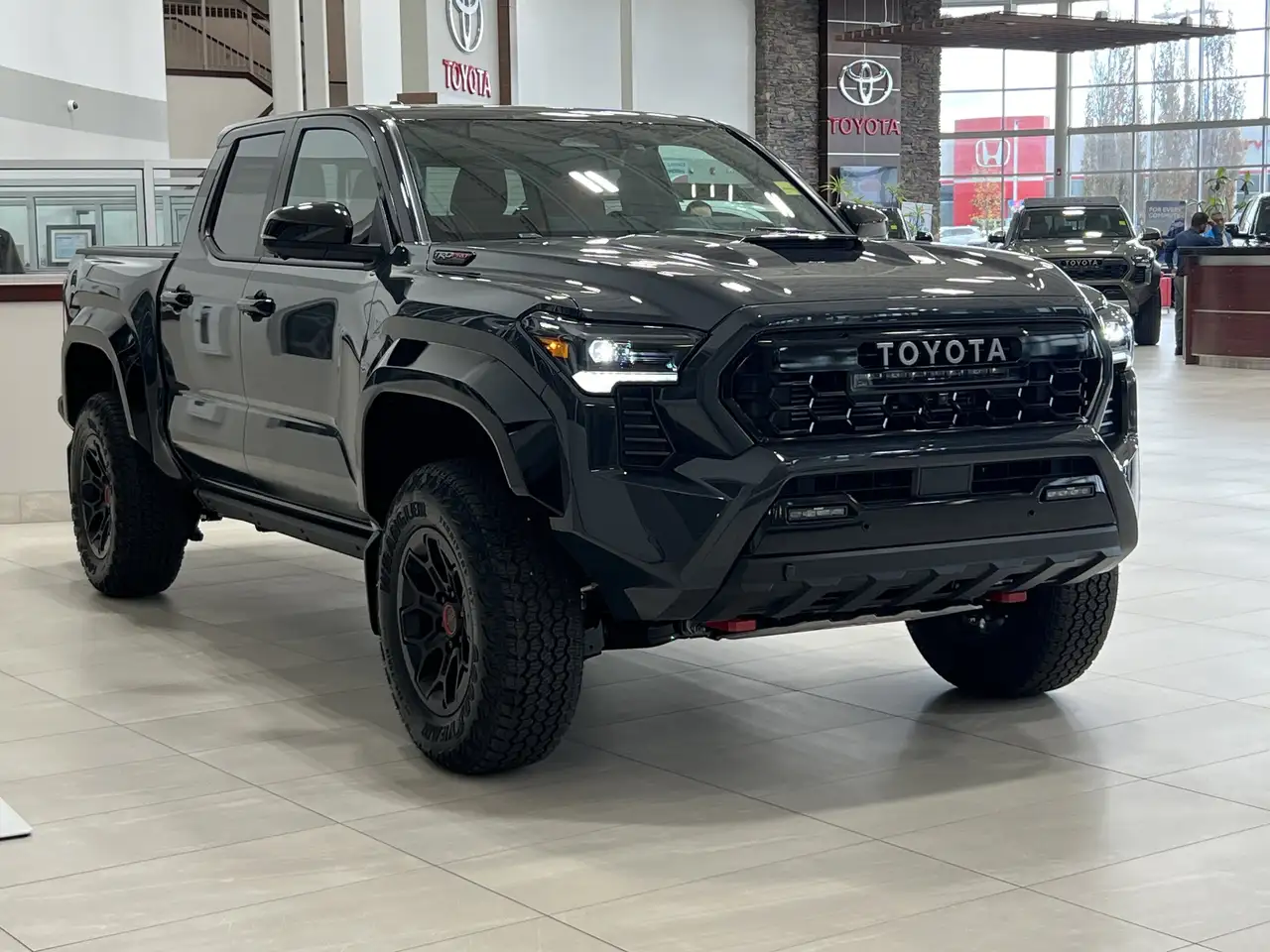 Toyota Tacoma снимка Toyota Tacoma