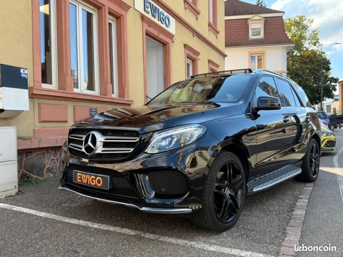 Mercedes-Benz GLE 350 Classe Mercedes 3.0 350 D 260 FASCINATION 4MATIC 9G-TRONIC BVA GARANTIE 6 MOIS Noir - 2