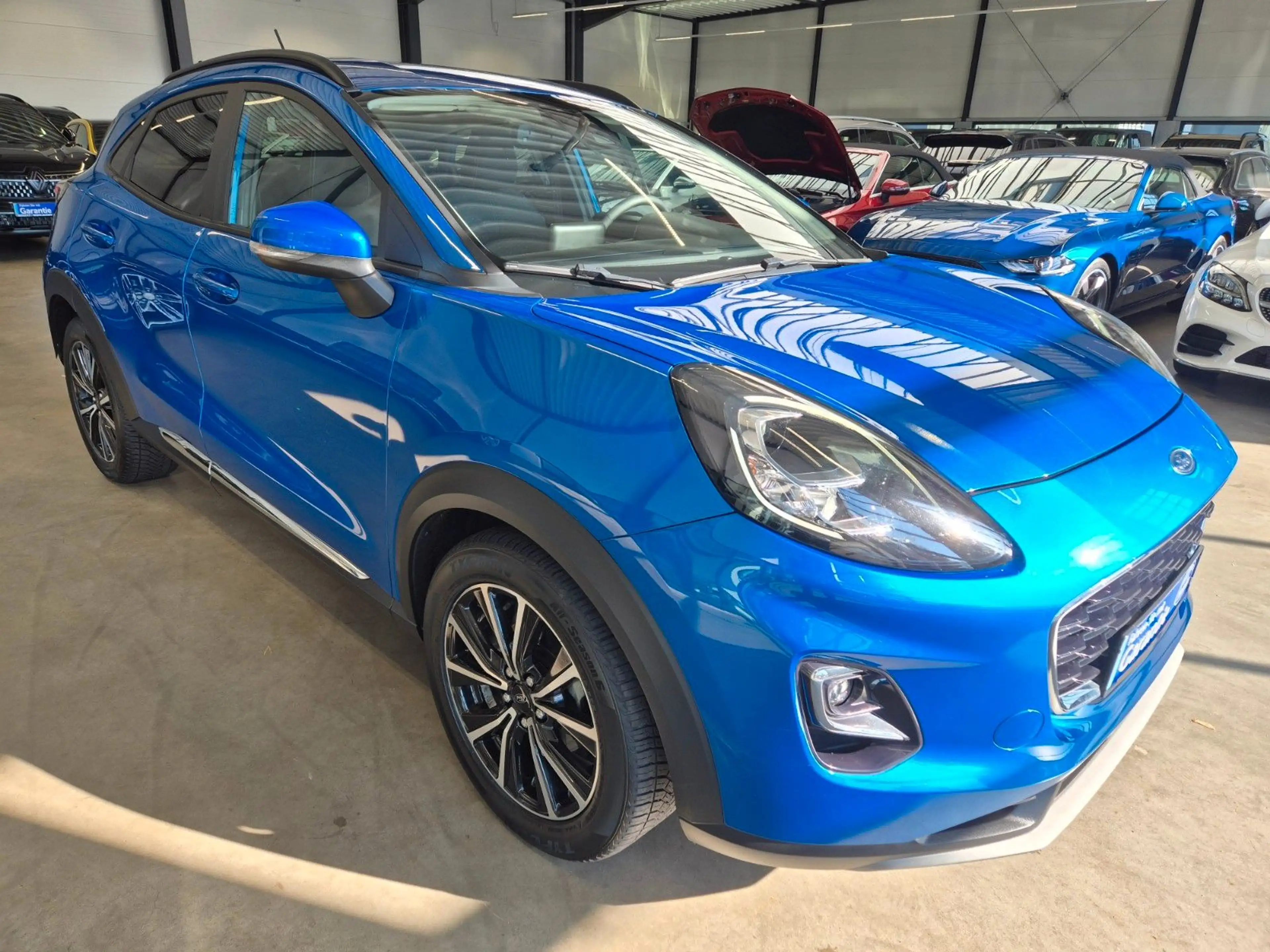 Ford Puma PUMA TITANIUM NAV SITZHZ PDC ALU TÜV+SERVICE NEU — photo 3