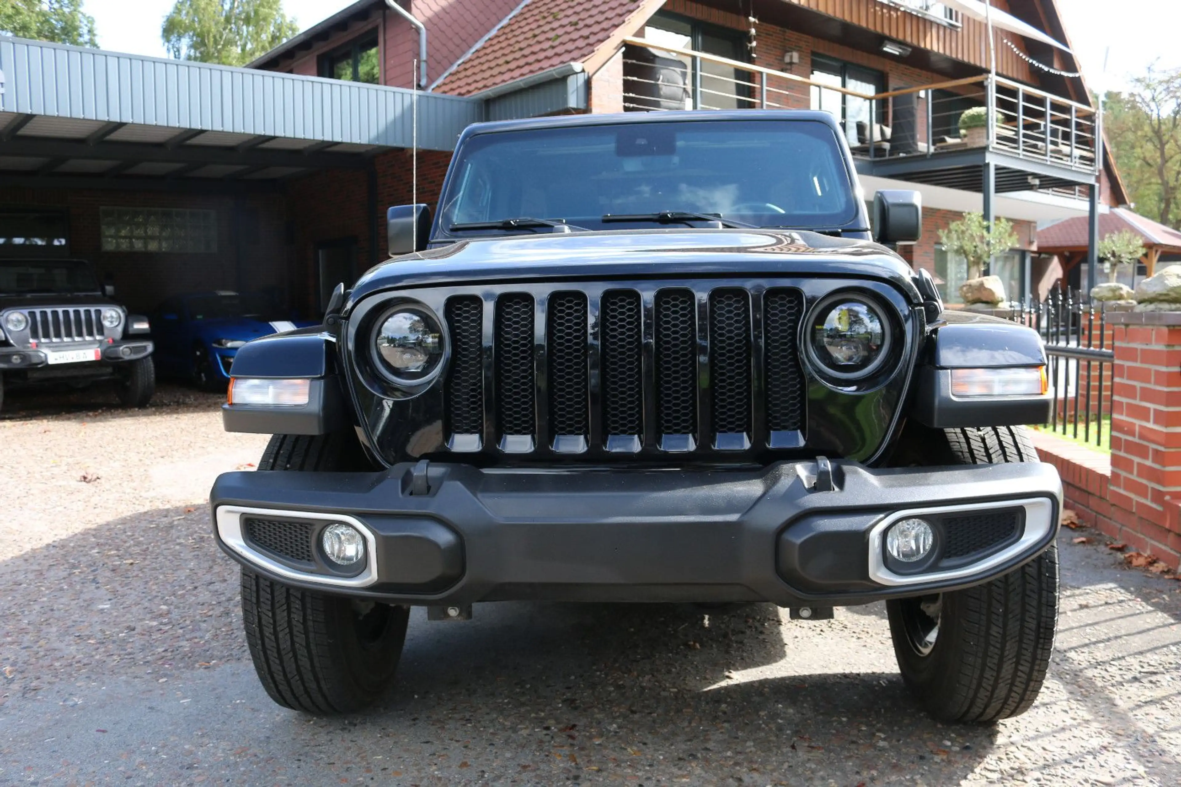 Jeep Wrangler Sahara/3,6-V6/AHK/AUT/4X4/PANO/HARDTOP/ — photo 13