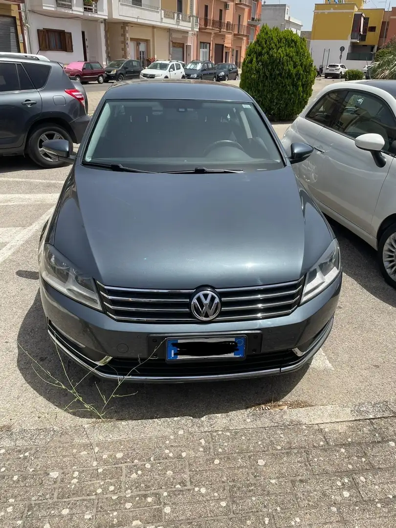 Volkswagen Passat Passat VII 2011 Berlina 2.0 tdi Comfortline dsg Grigio - 1