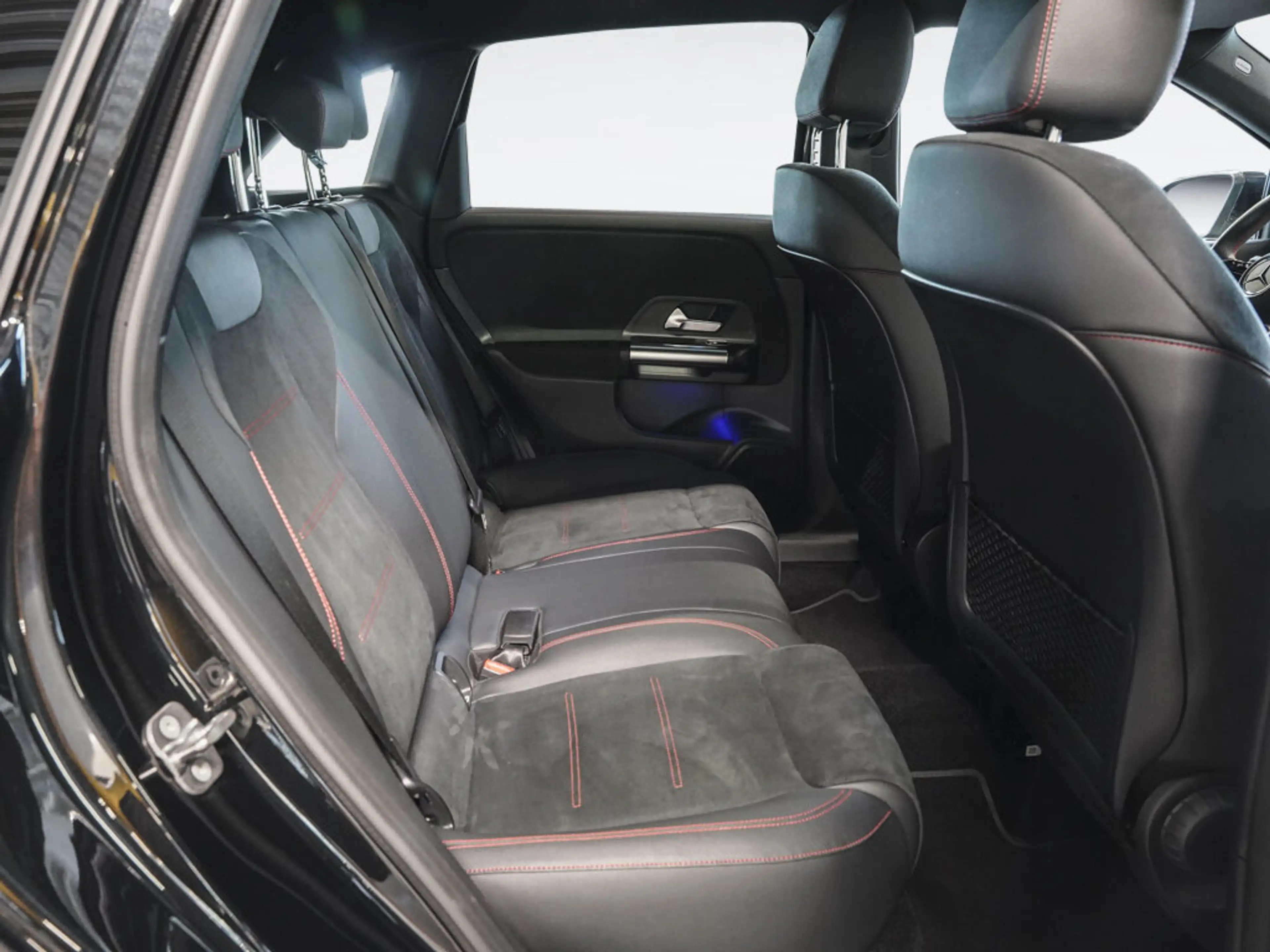 Mercedes-Benz B 220 B 220 d AMG-LINE ADVANCED PLUS KAMERA LED WINTER — photo 6