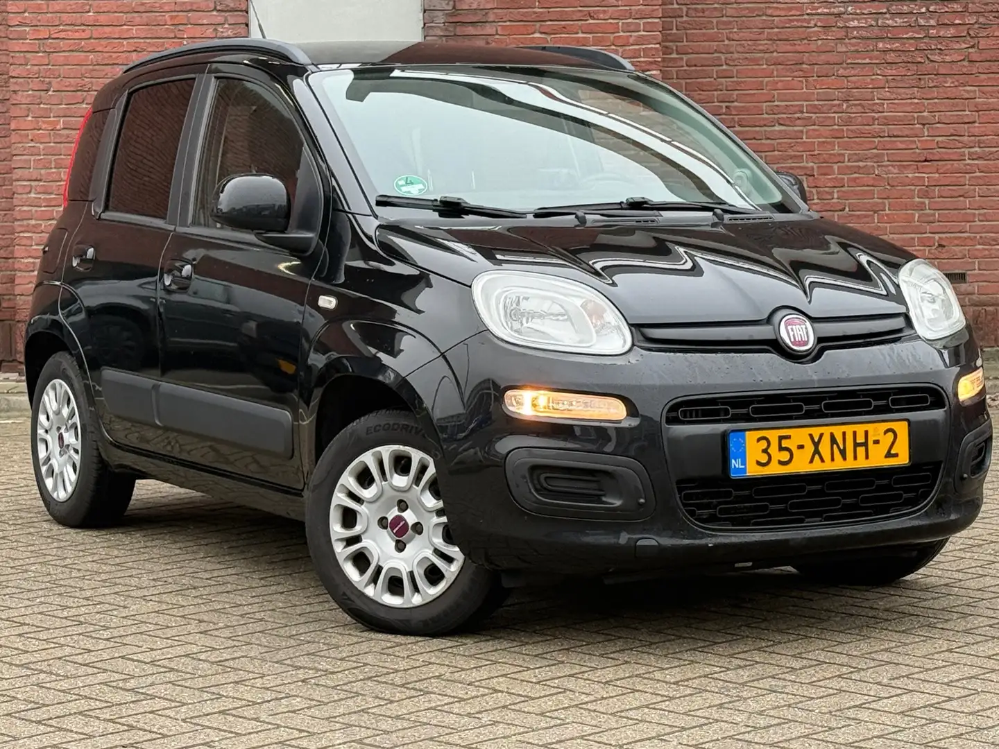 Fiat Panda 0.9 TwinAir Lounge|AIRCO|1EIG|NIEUWE-KOPPELING| Schwarz - 1