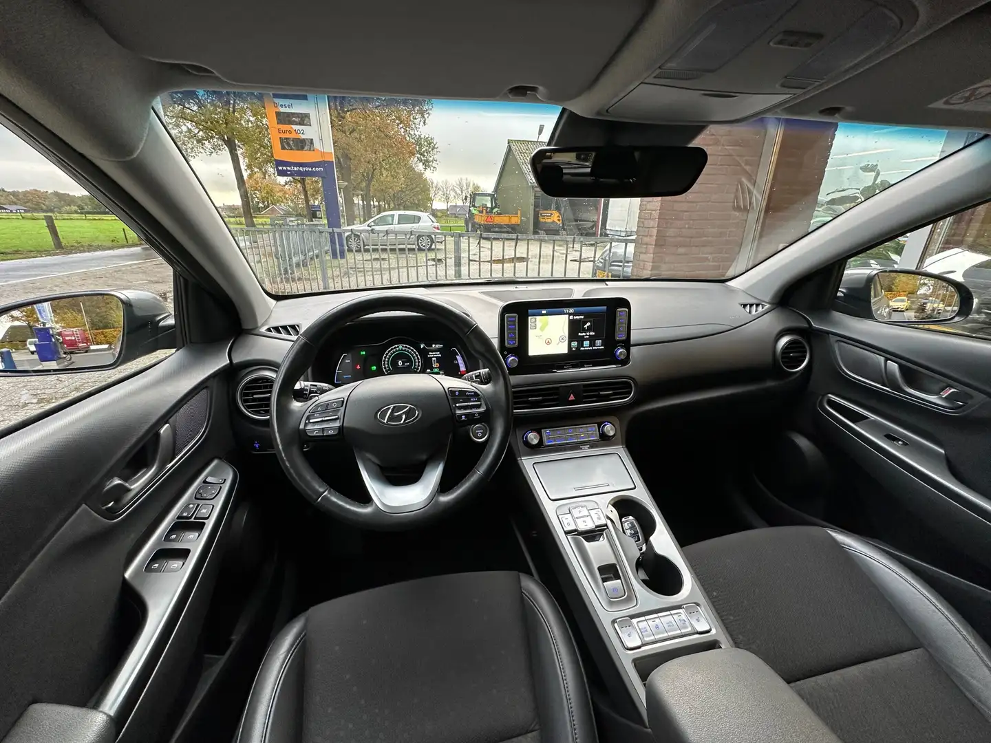 Hyundai KONA EV Fashion 64 kWh 495km bereik adaptive cruise Grijs - 2