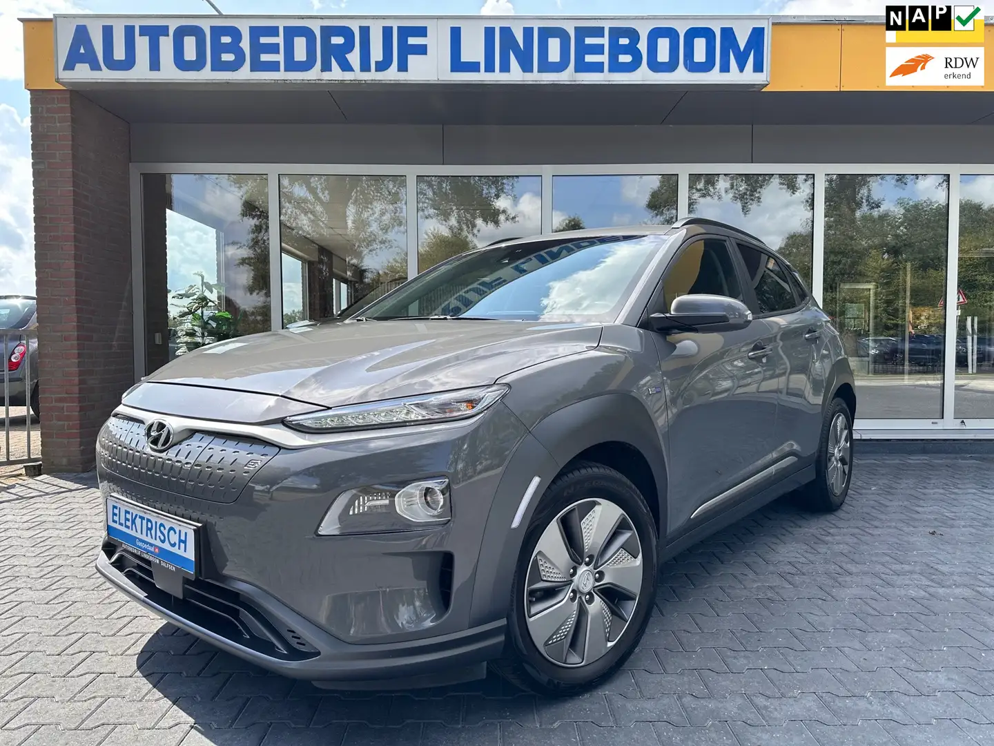 Hyundai KONA EV Fashion 64 kWh 495km bereik adaptive cruise Grijs - 1