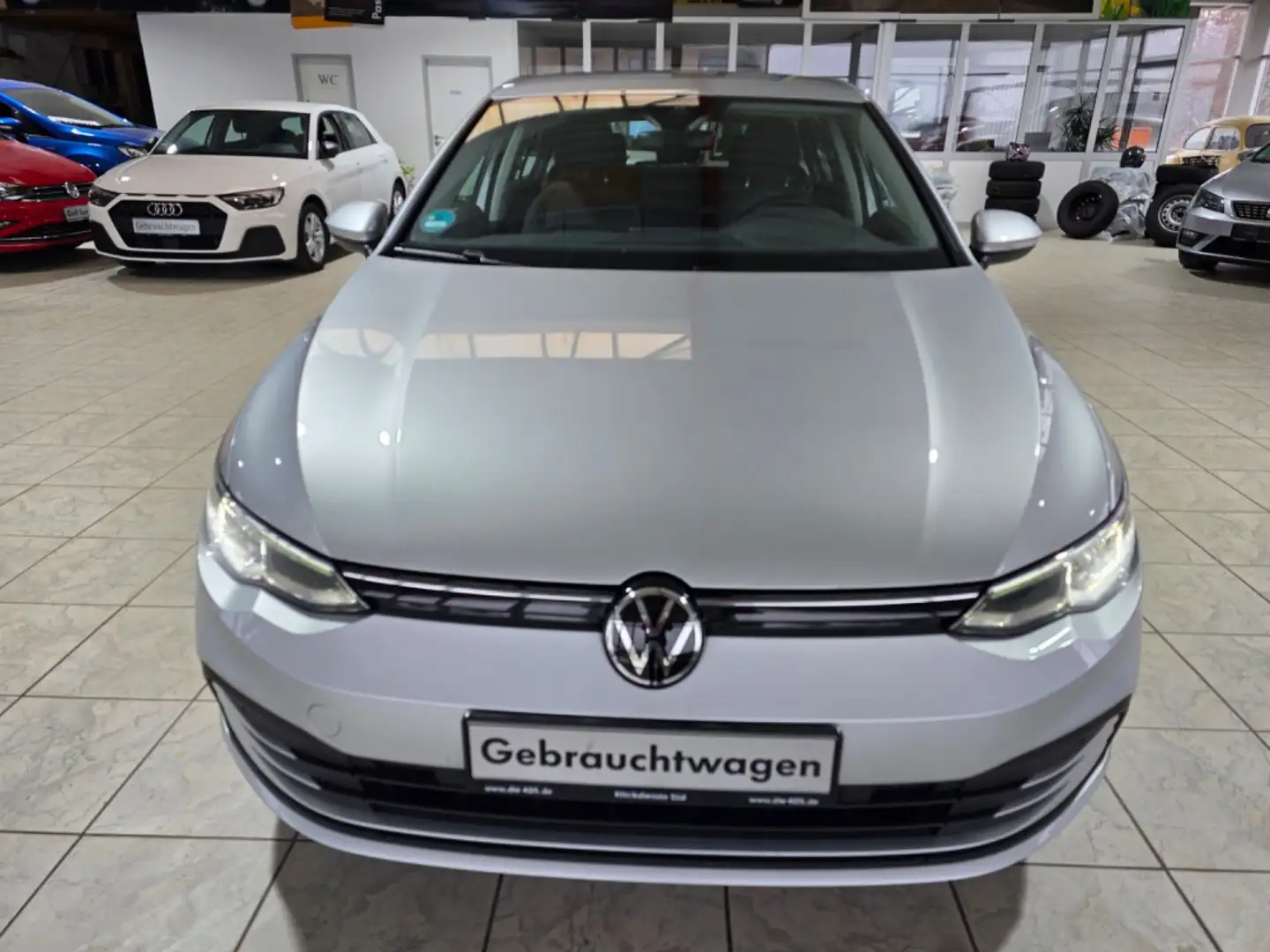 Volkswagen Golf VIII Lim. 2.0 TDI Life 150PS NAVI ACC LHZ Argent - 2