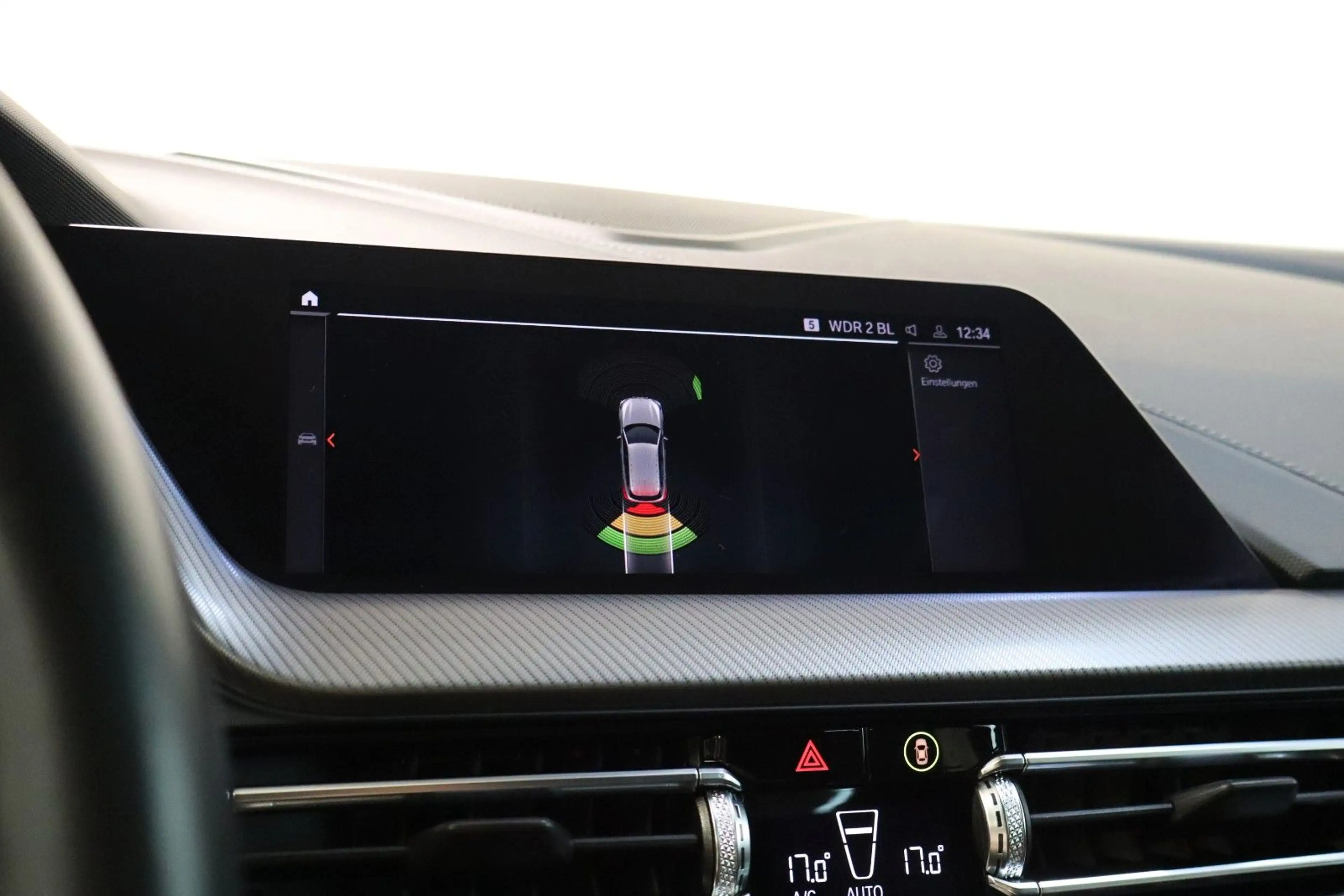 BMW 135 i xDrive Aut. M-Sport Shadow-Line LED Pano — photo 10