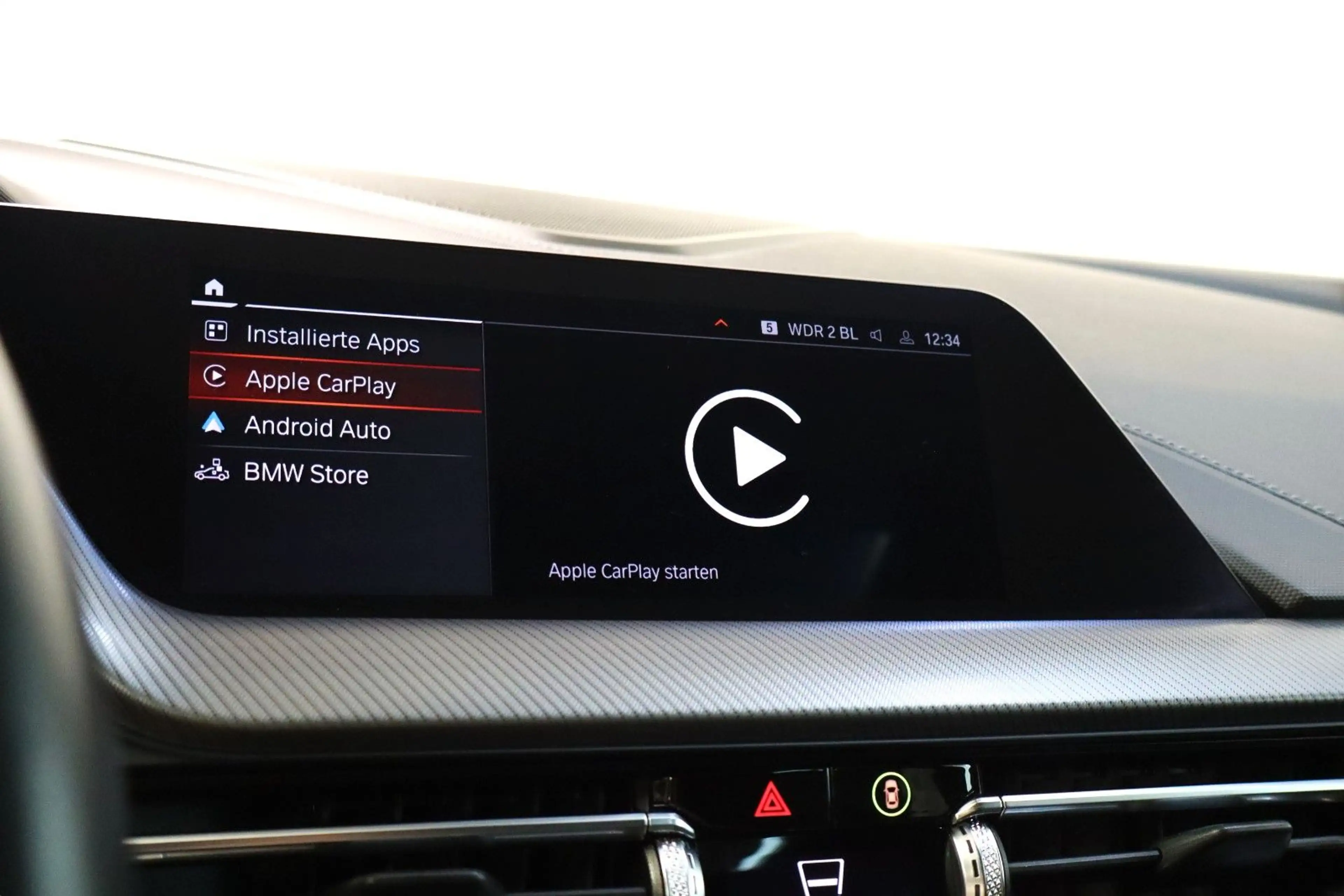 BMW 135 i xDrive Aut. M-Sport Shadow-Line LED Pano — photo 11