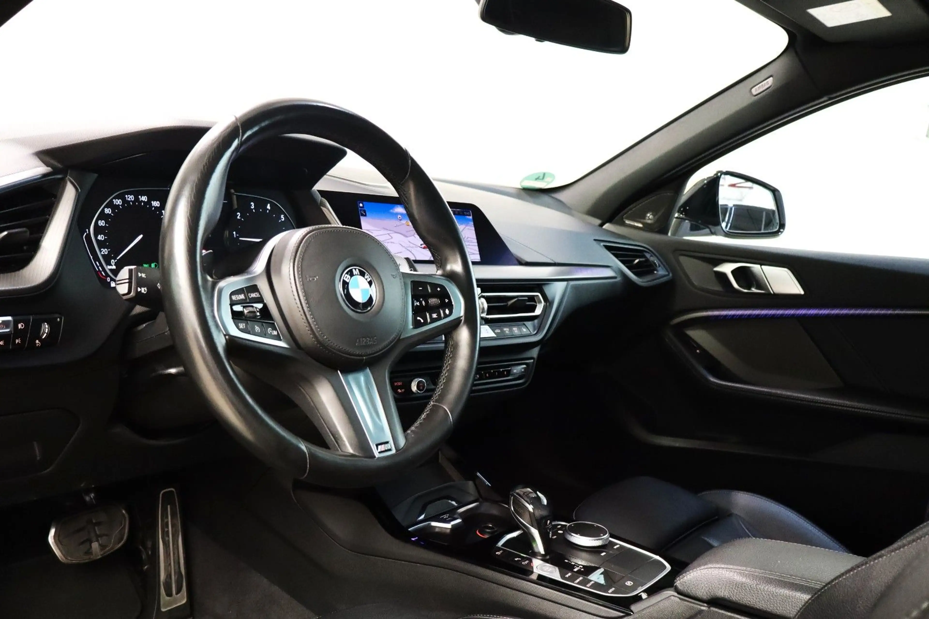 BMW 135 i xDrive Aut. M-Sport Shadow-Line LED Pano — photo 7