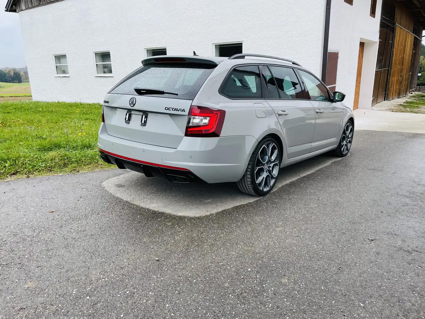Skoda Octavia Combi RS 2,0 TDI DSG - 2