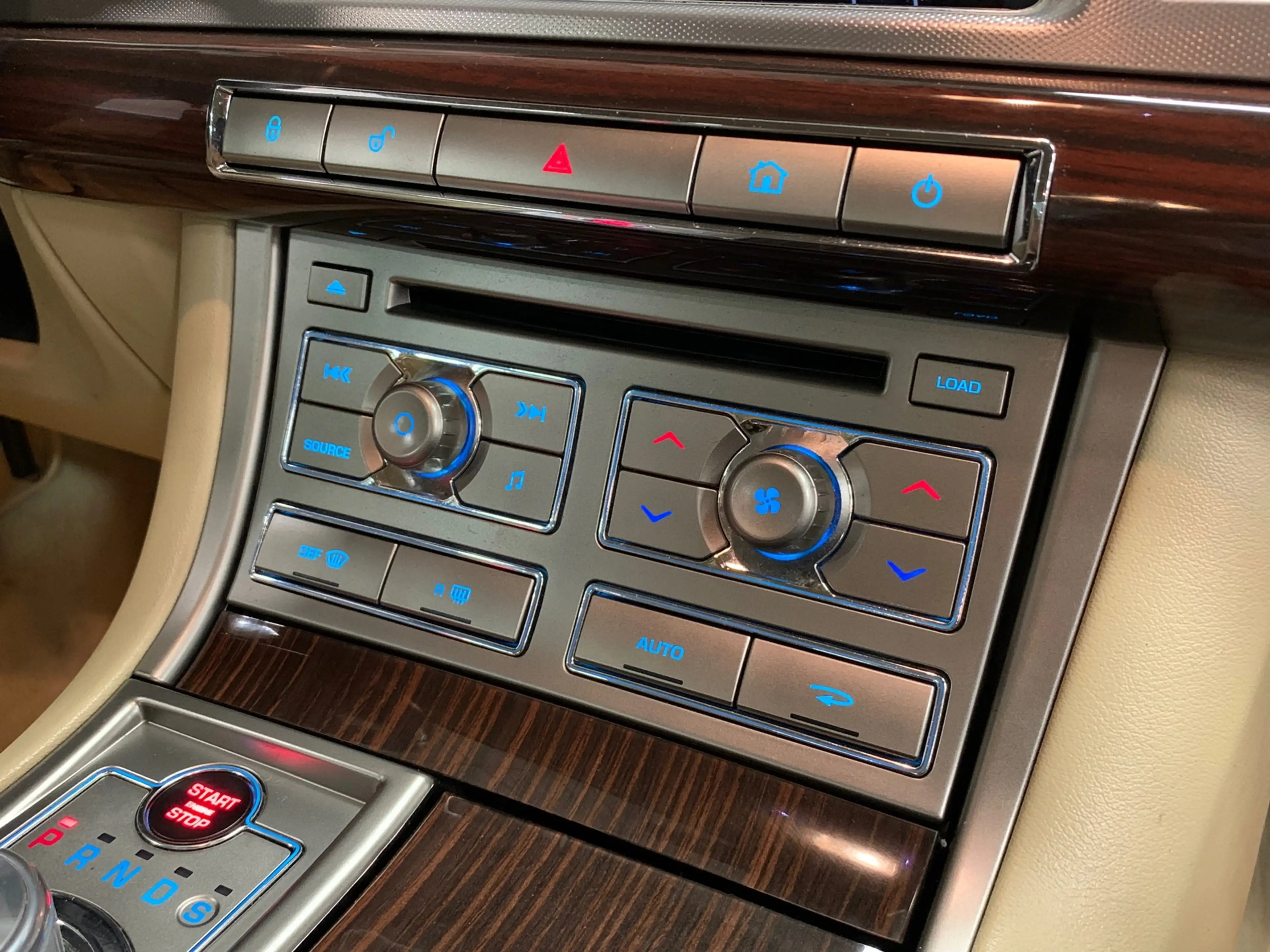 Jaguar XF 5.0 V8 Portfolio|Youngtimer|Camera|Automaat|Climat — photo 20