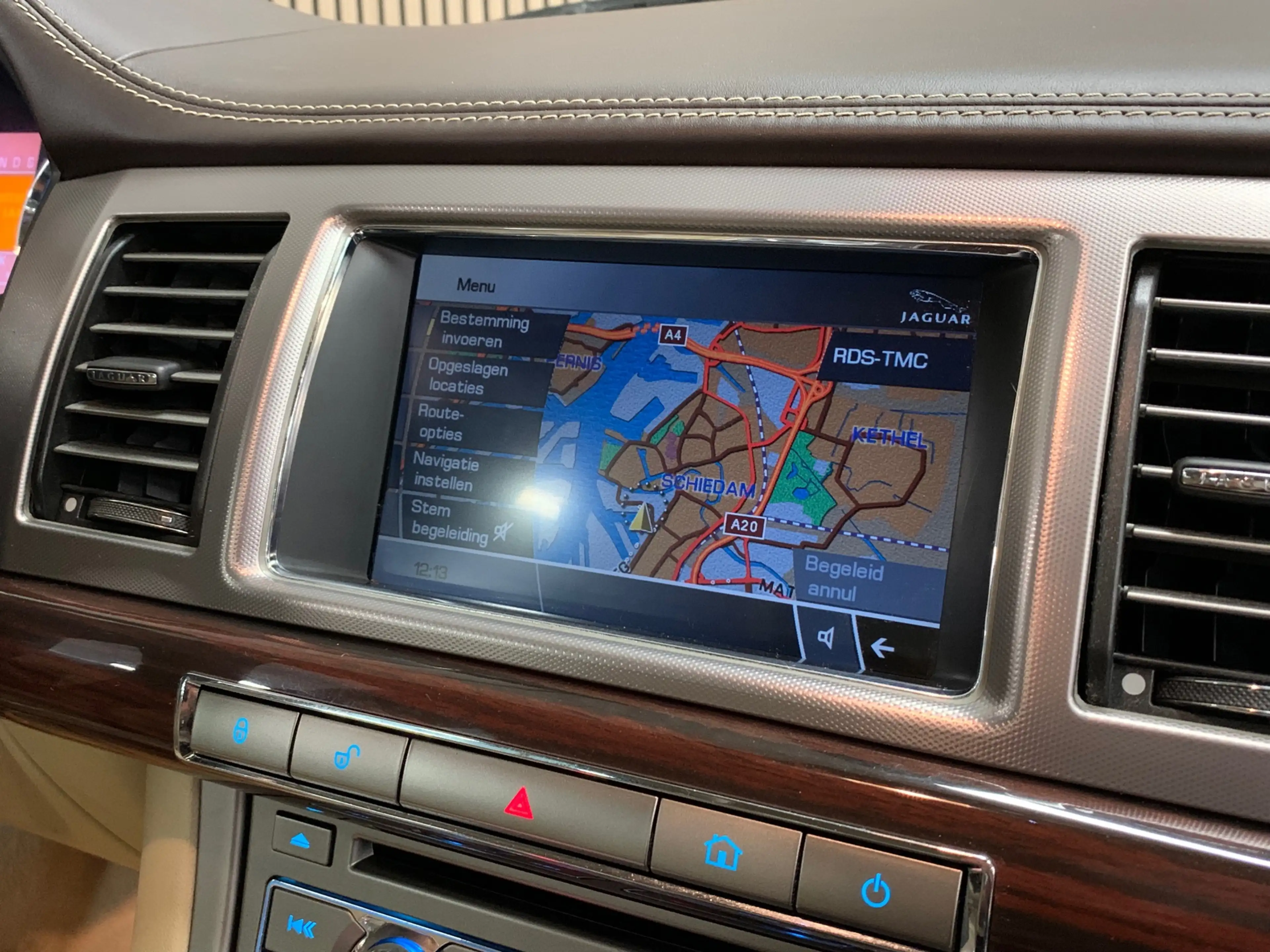Jaguar XF 5.0 V8 Portfolio|Youngtimer|Camera|Automaat|Climat — photo 18