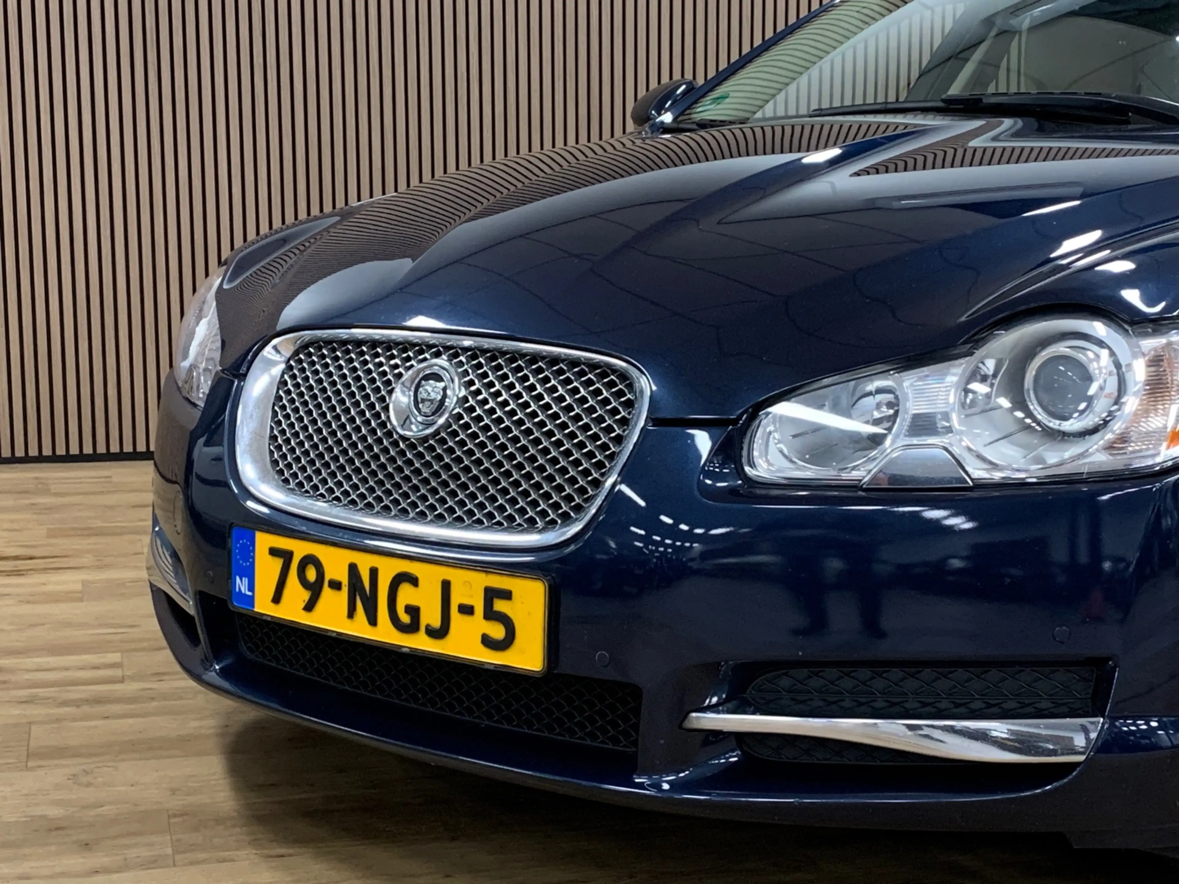 Jaguar XF 5.0 V8 Portfolio|Youngtimer|Camera|Automaat|Climat — photo 3