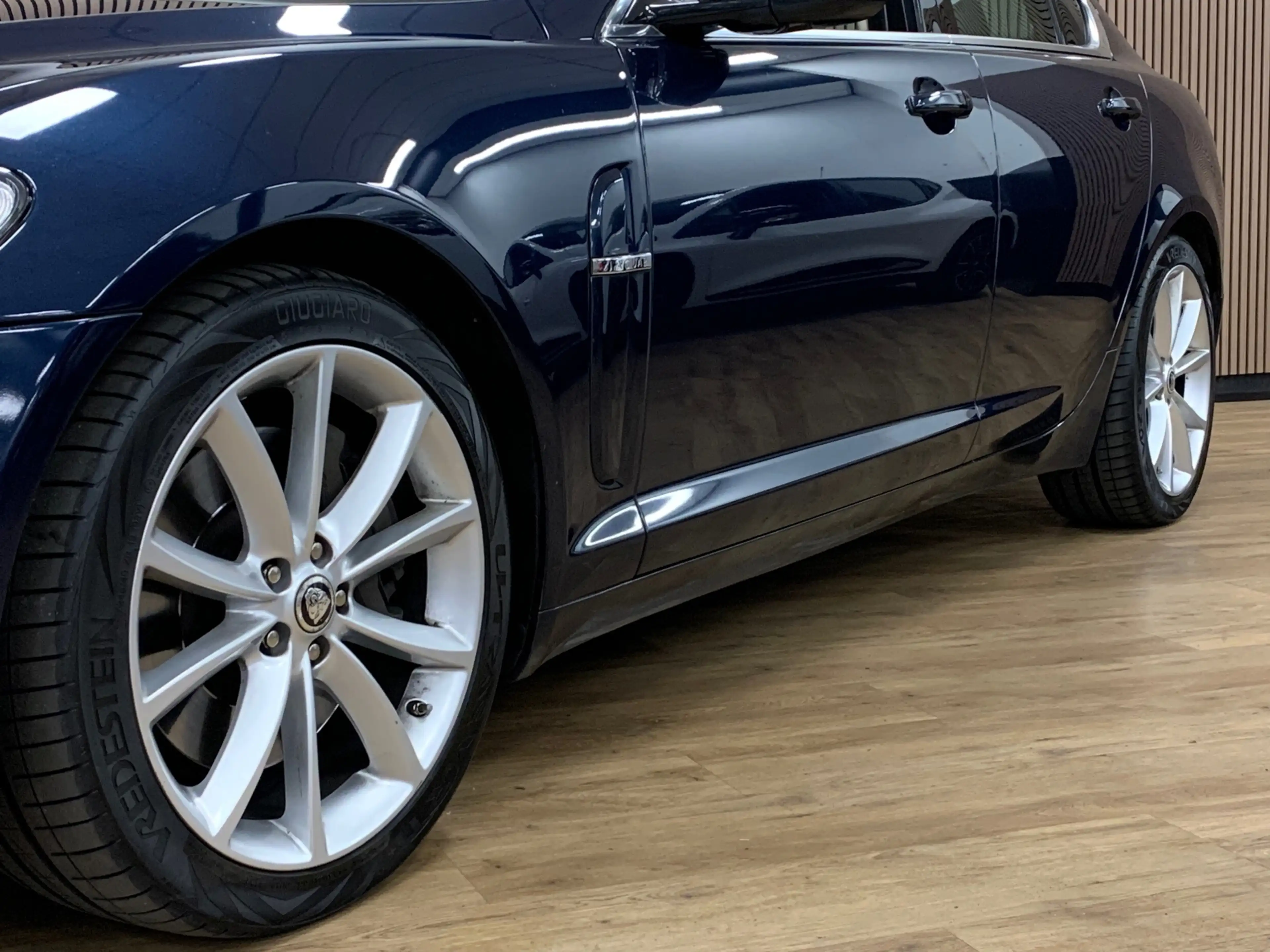 Jaguar XF 5.0 V8 Portfolio|Youngtimer|Camera|Automaat|Climat — photo 4