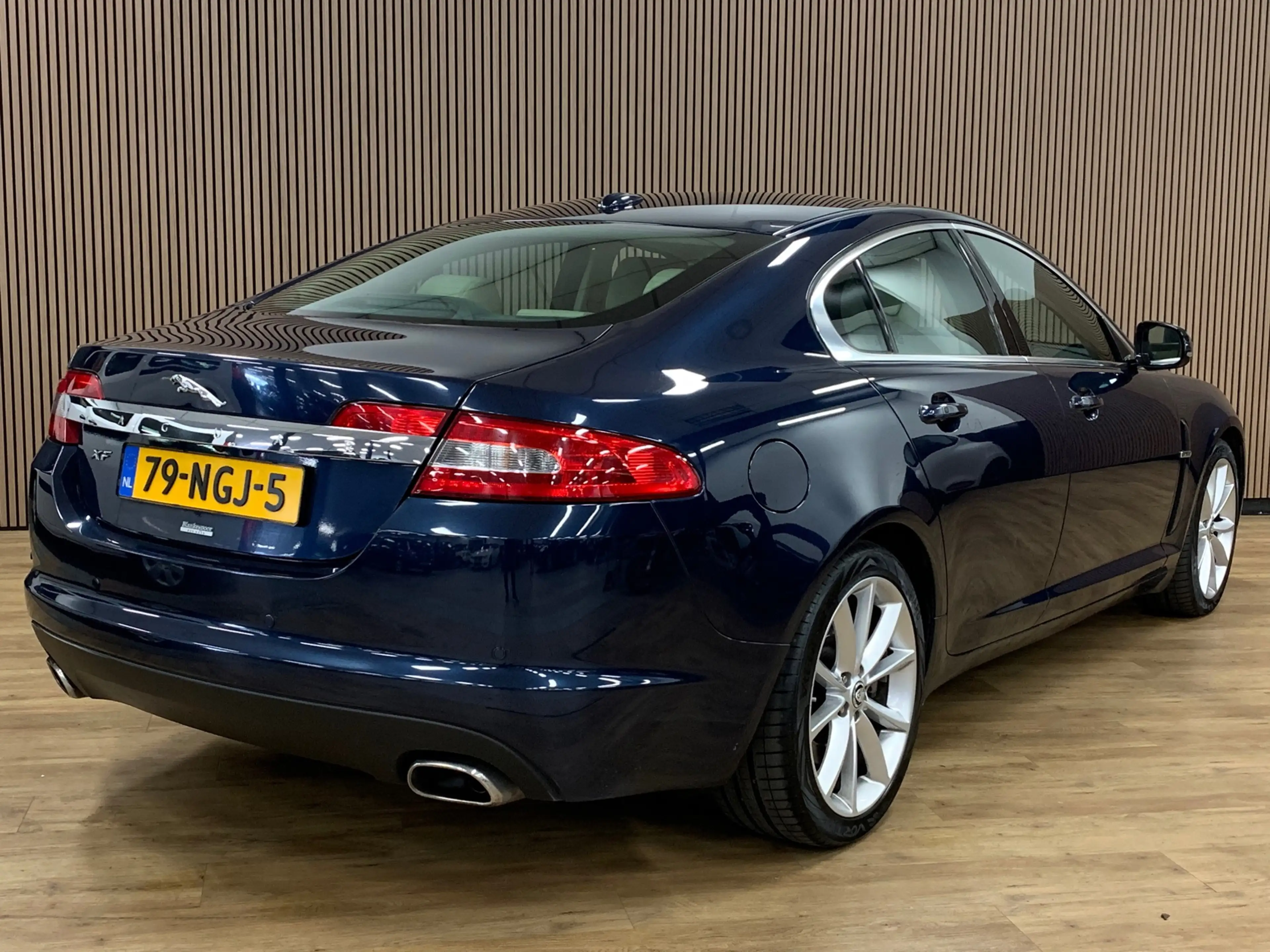 Jaguar XF 5.0 V8 Portfolio|Youngtimer|Camera|Automaat|Climat — photo 6
