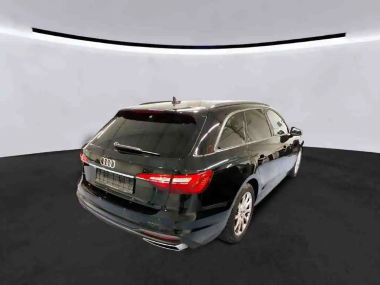 Audi A4 35 2.0 TFSI Avant basis 4