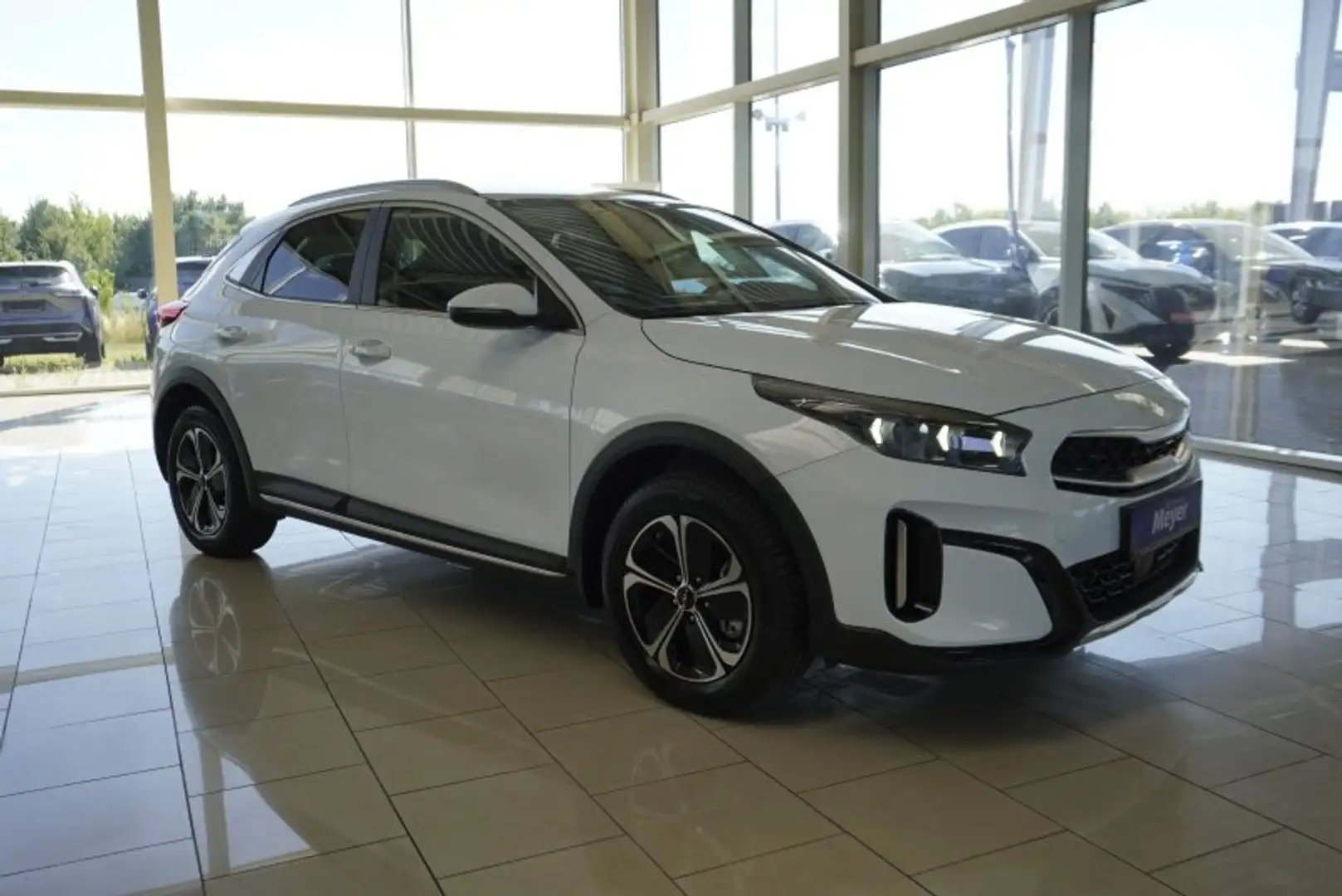 Kia XCeed 1.6GDI Plug-in Hybrid ACC/Navi/Kamera/Keyless/Wint Weiß - 1
