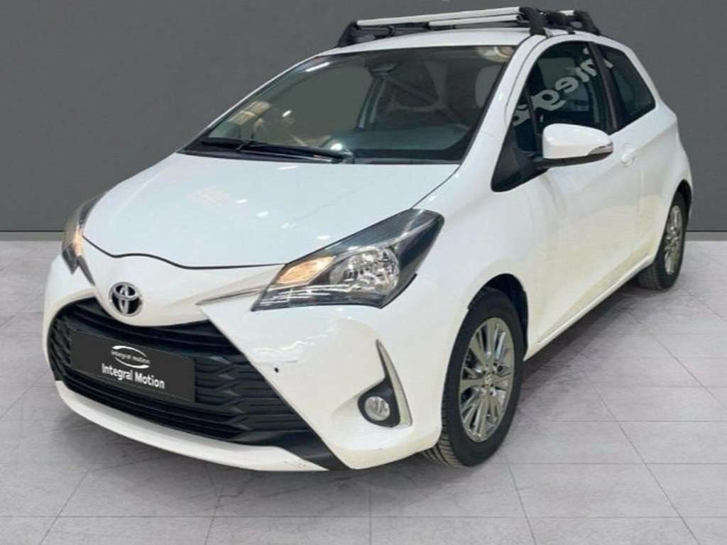 Toyota Yaris 1.0 Active - foto 1