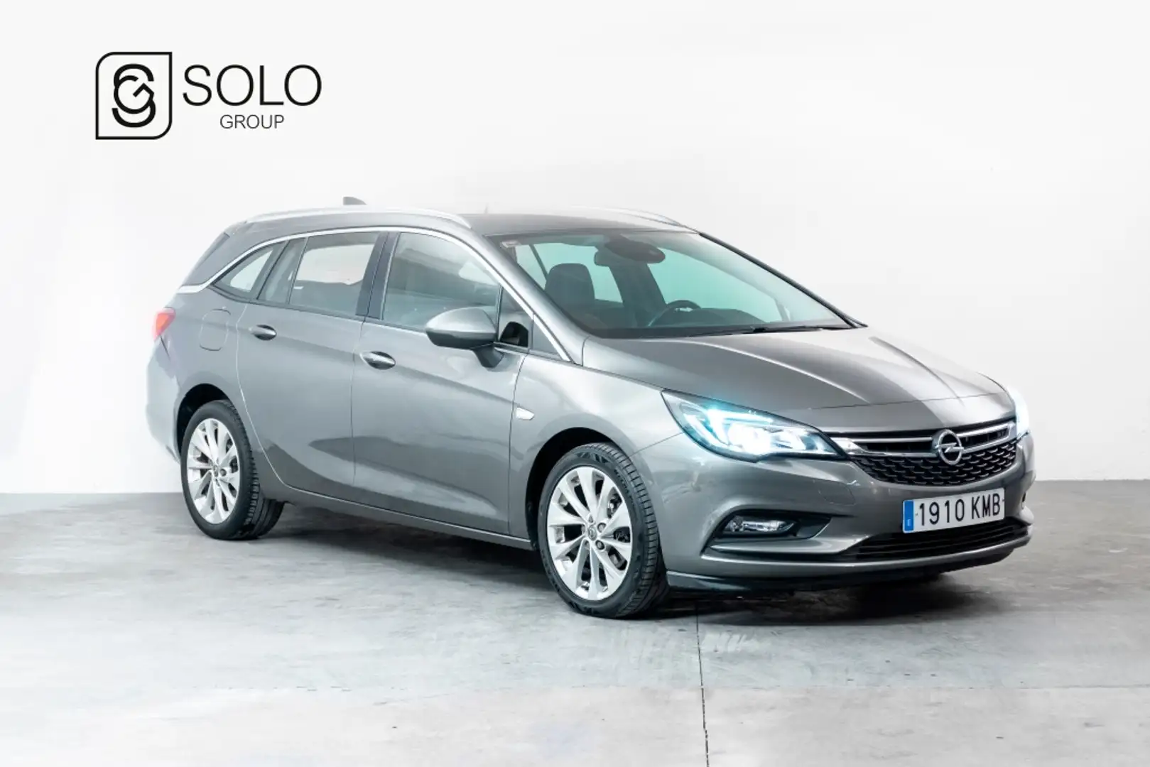 Opel Astra ST 1.4T S/S Excellence 150 Gris - 1