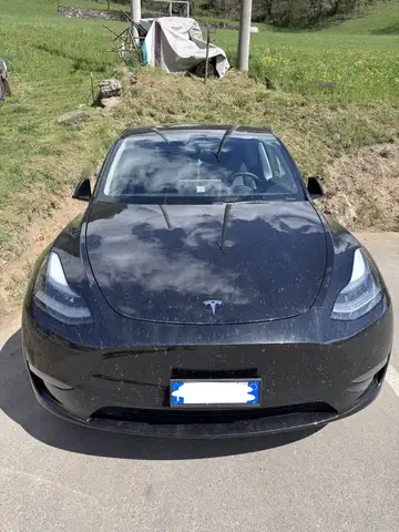 Tesla Model Y Long Range Dual Motor awd