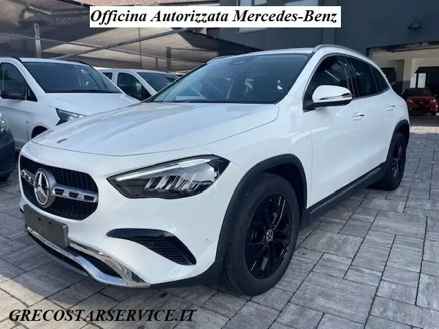 Mercedes-Benz GLA 180 Progressive Advanced Plus Automatic LUCI 64 COLORI