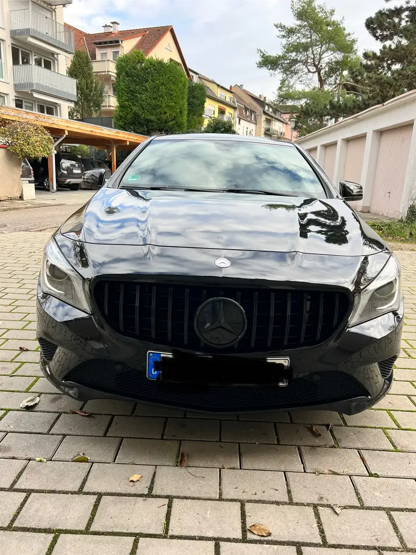 Mercedes-Benz CLA 200 7G-DCT Urban Night Paket Чёрный - 2