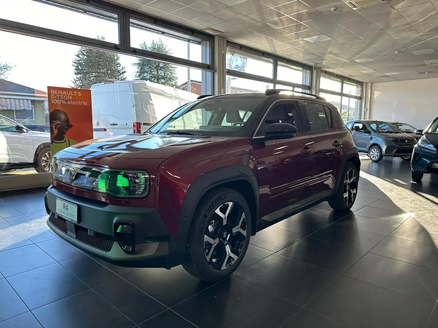 Renault R 4 4 E-Tech Electric 150 CV Comfort Range Techno - 2