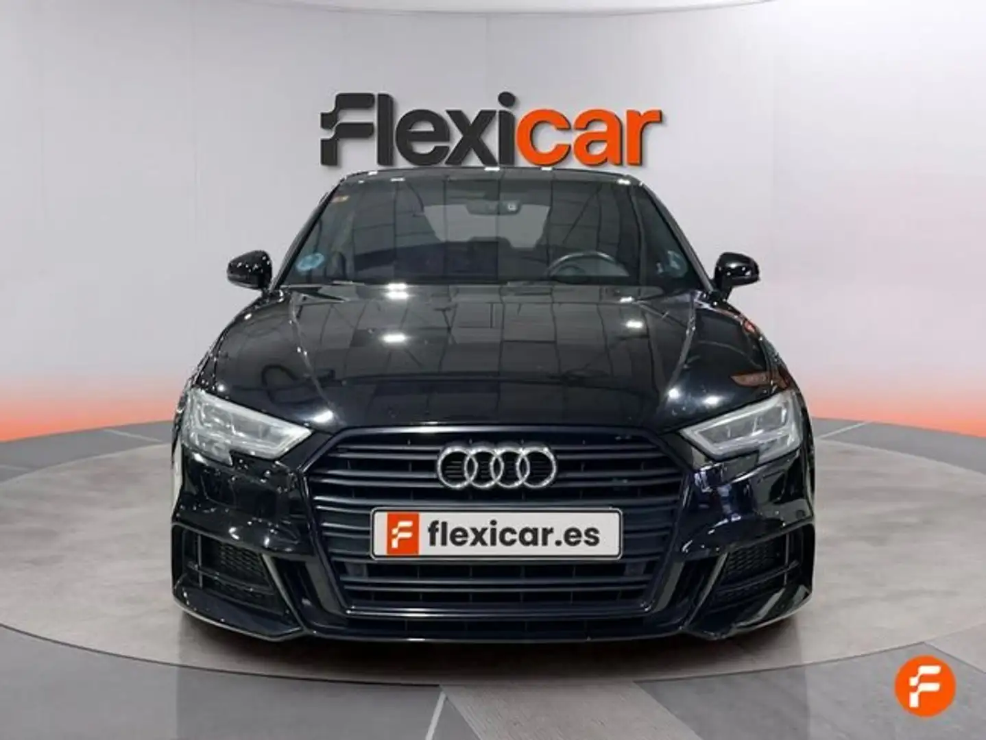 Audi A3 Sportback 35 TFSI Black line 110kW Negro - 2