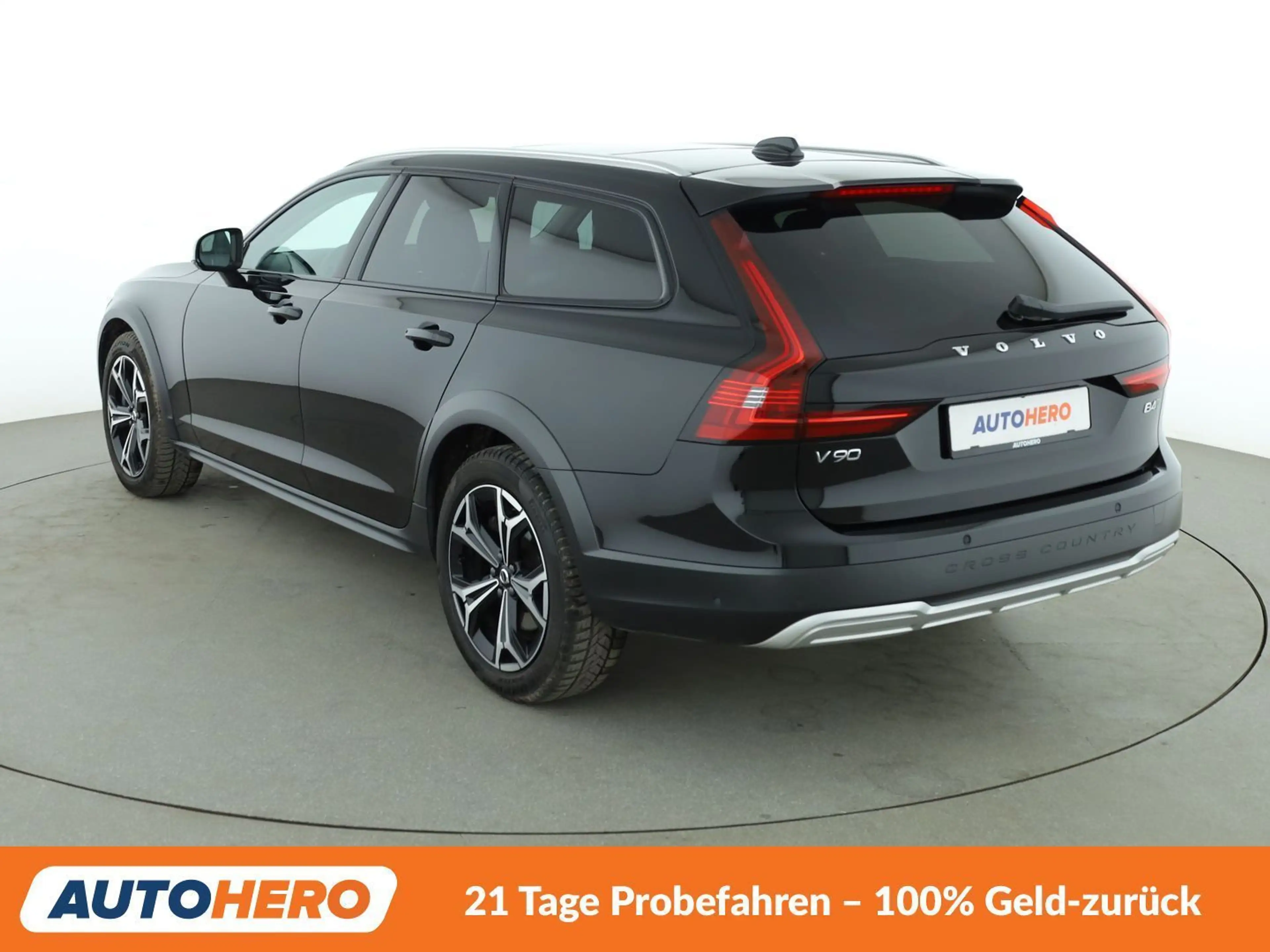 Volvo V90 Cross Country 2.0 B4 Ultimate AWD Aut.*NAV*HUD*TEMP*CAM*SHZ* — photo 4