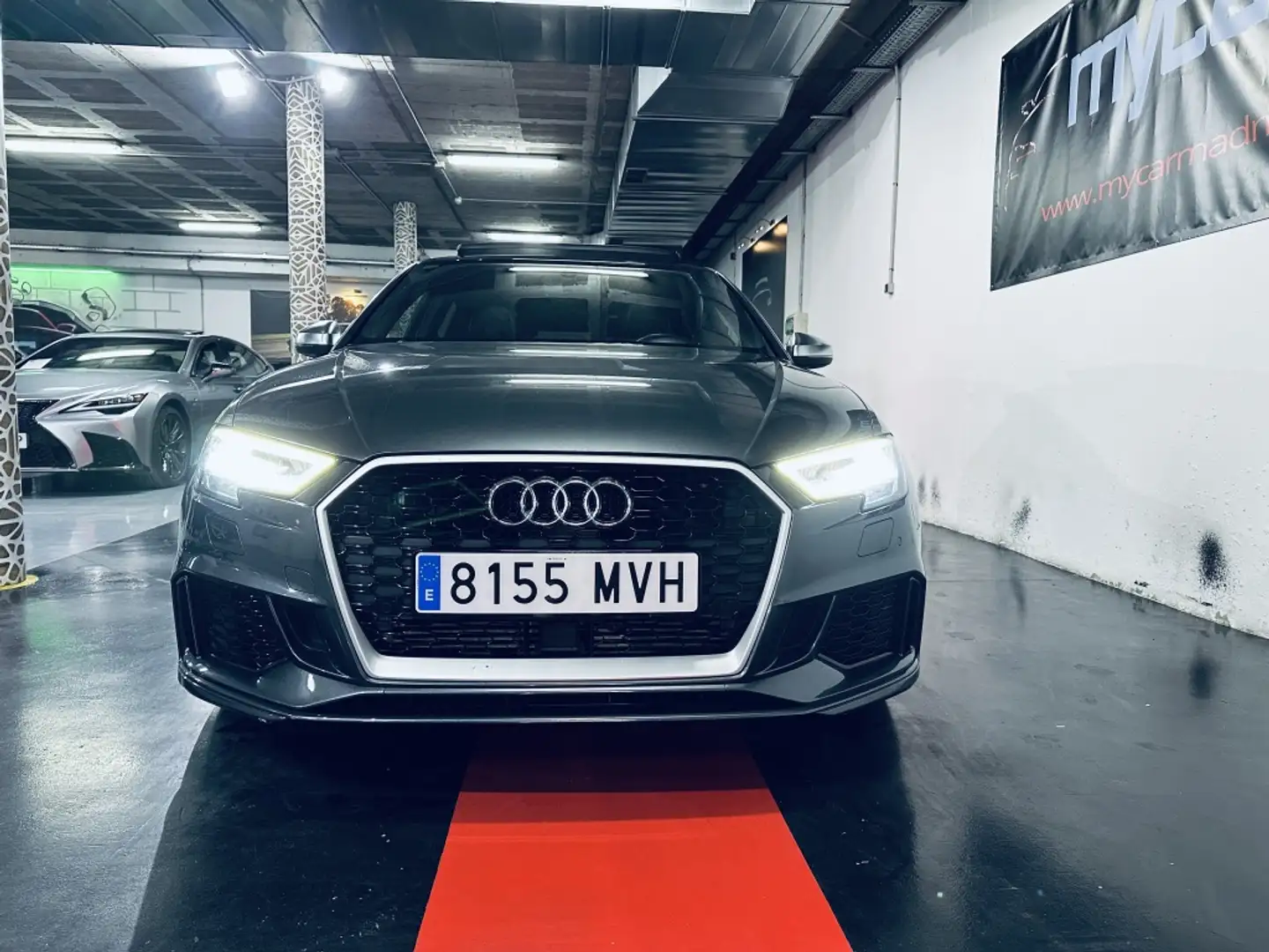 Audi RS3 Sportback quattro S tronic 294kW Grau - 2