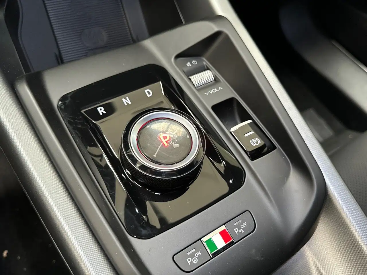 Alfa Romeo Tonale 2026 — фото 16