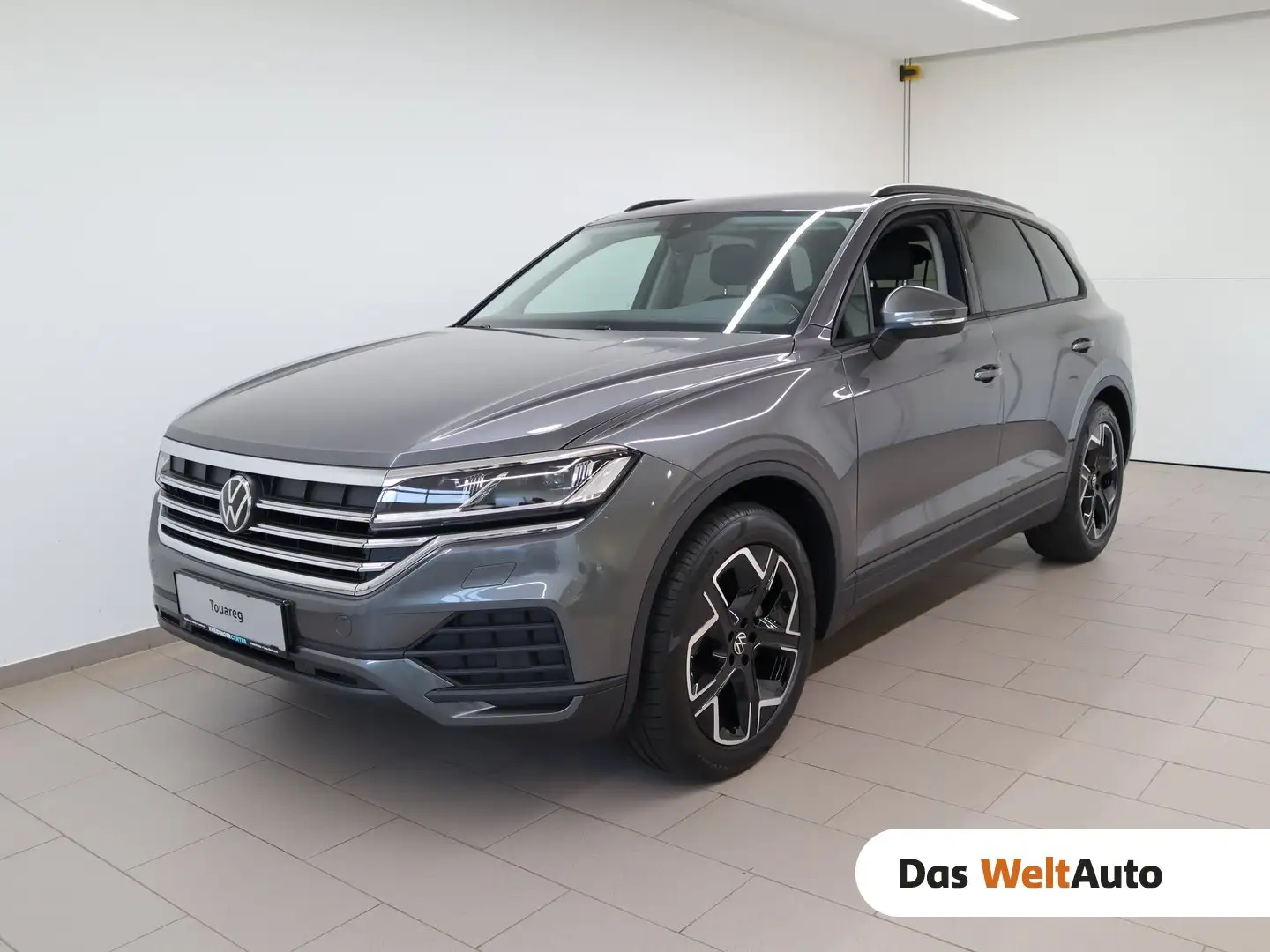 Volkswagen Touareg TDI 4MOTION Серый - 1