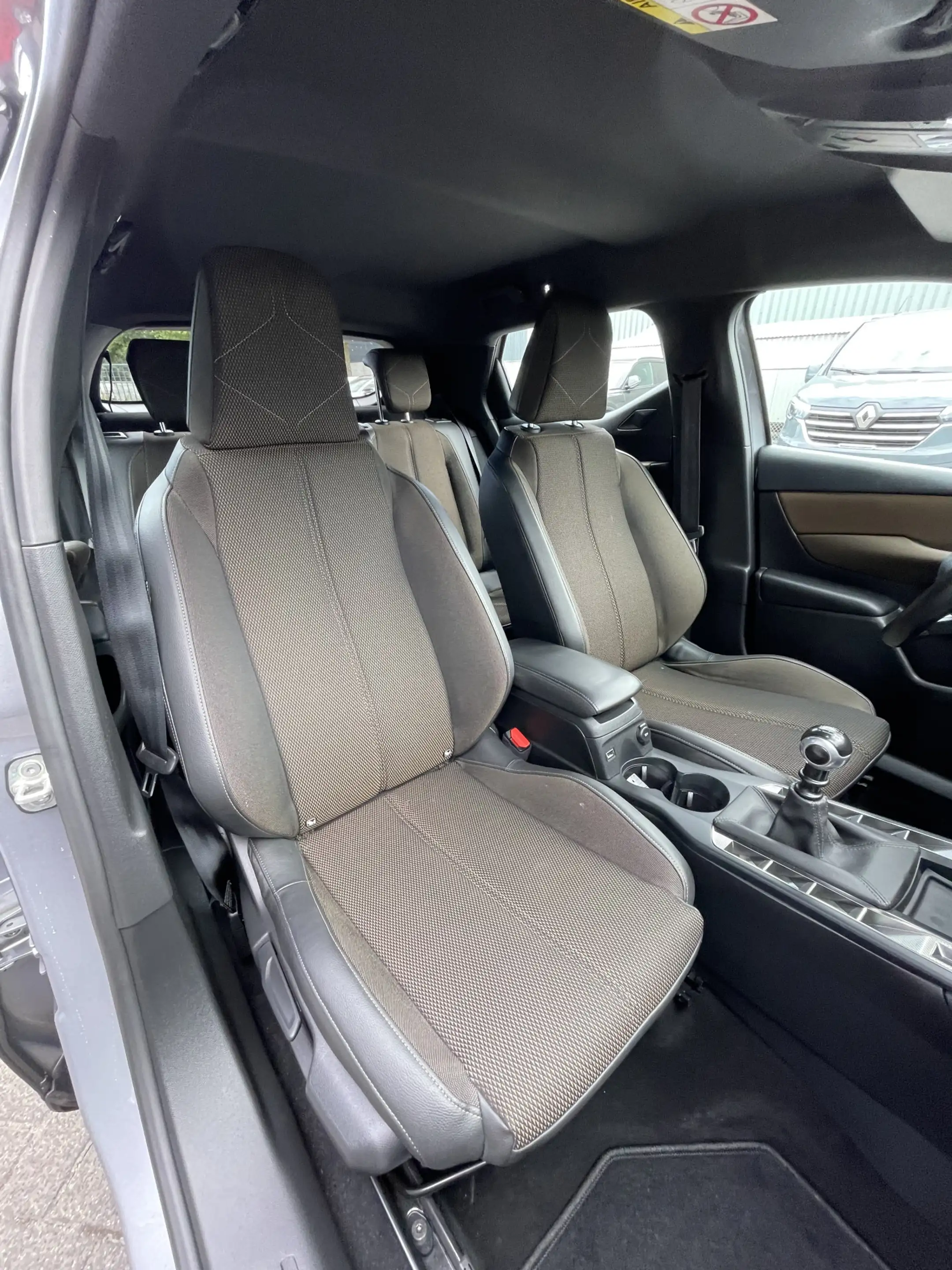 DS Automobiles DS 3 Crossback 100pk Business (Naviatie - Automatische Airco - 17 — photo 11