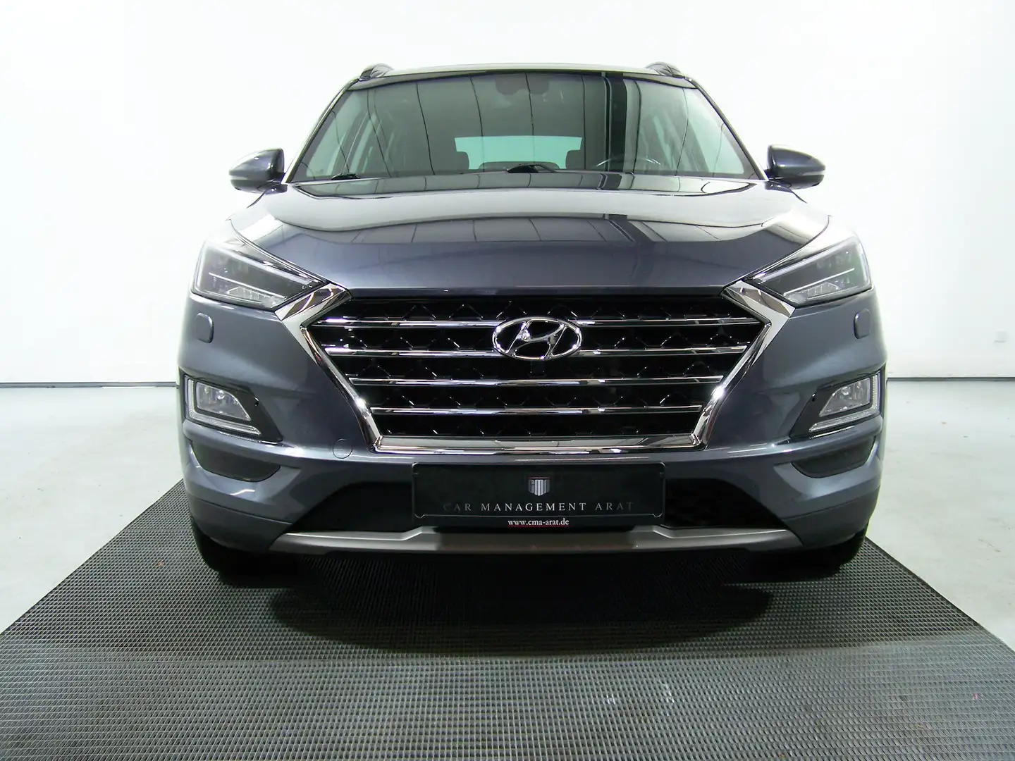 Hyundai TUCSON 1.6 T-GDI Premium 1.H+LEDER+PANO+NAV+360° Grau - 2