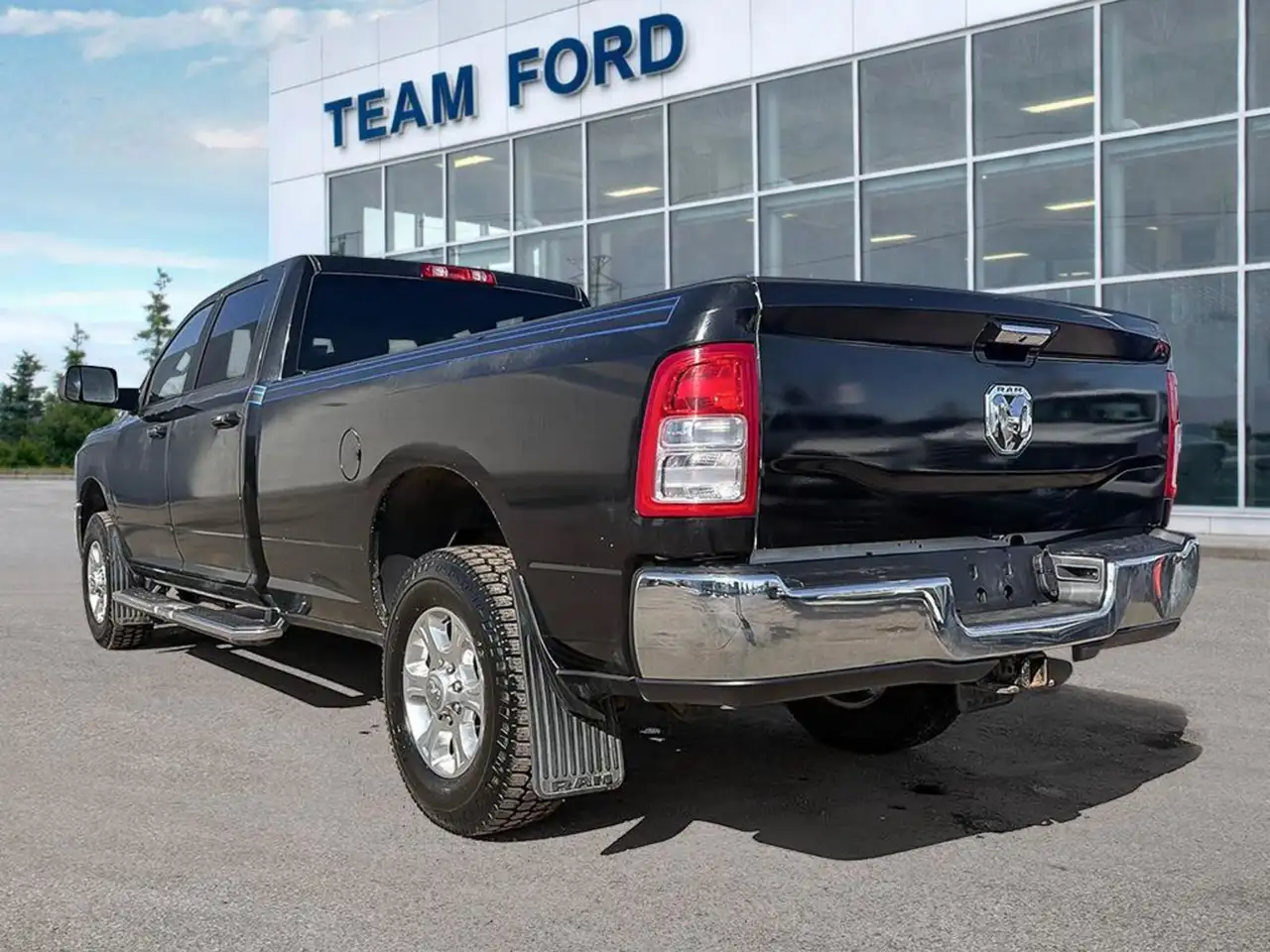 RAM 3500 снимка RAM 3500