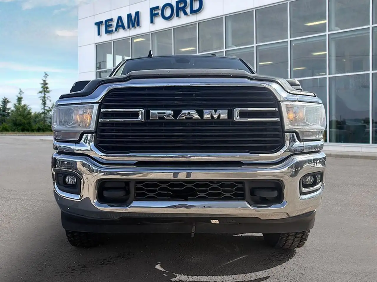 RAM 3500 снимка RAM 3500