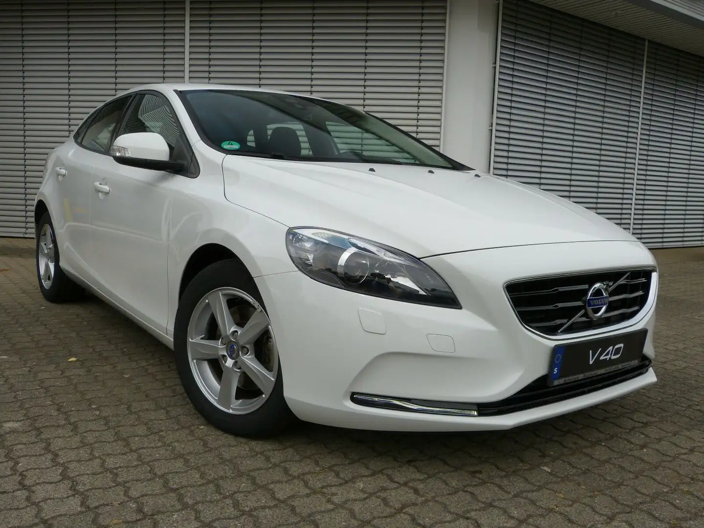 Volvo V40 V 40 You! *AHZV* Weiß - 1