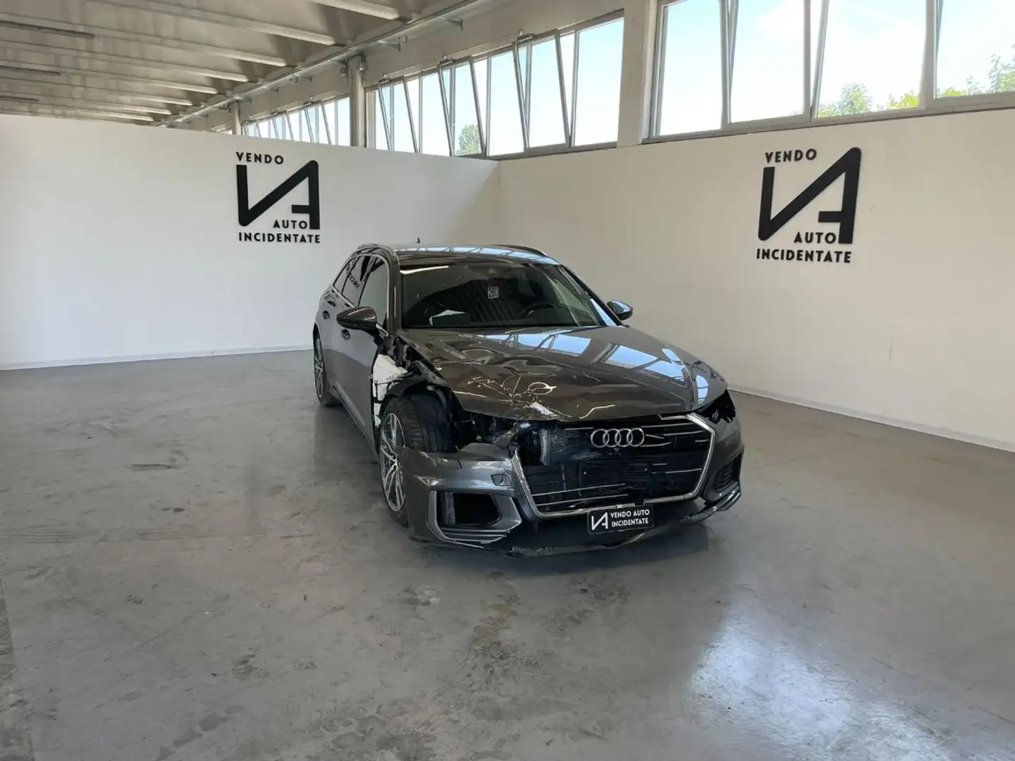 Audi A6 AVANT 40 2.0 TDI ULTRA QUATTRO S TRONIC S LINE Gris - 1