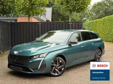 SW 1.6 Plug-in Hybrid 180 Allure