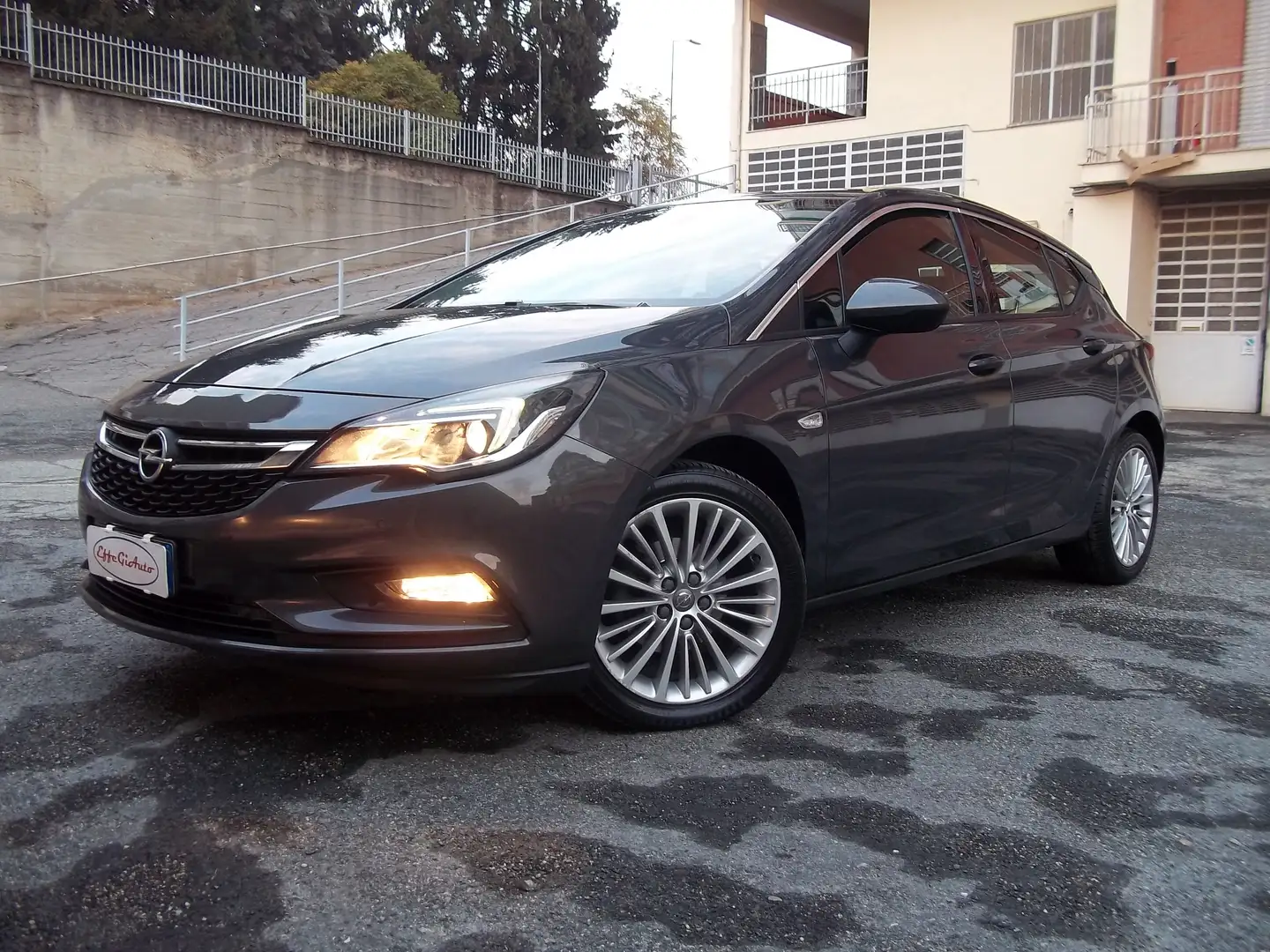 Opel Astra Astra 1.0 Turbo Ecoflex Innovation 5p Euro 6B Grau - 1