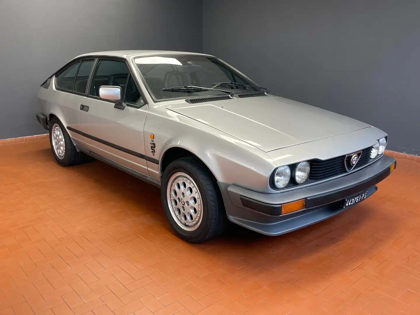 Alfa Romeo GTV GTV 2.0 Silber - 1