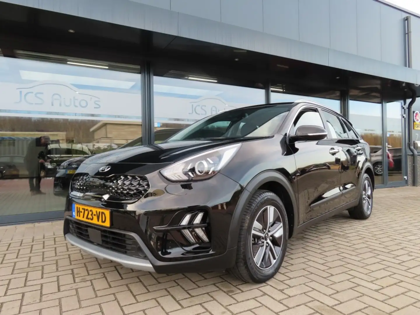 Kia Niro 1.6 GDI Hybride DynamicLine Ecc Acc Navi 2020 Schwarz - 1