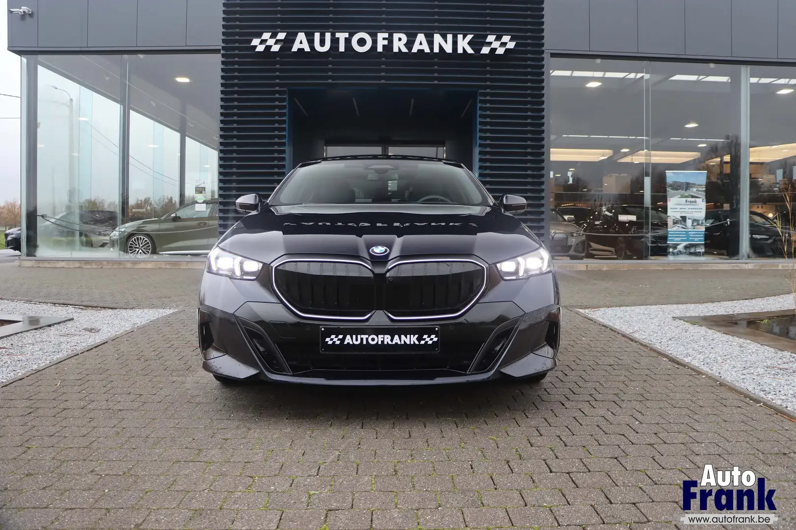 BMW 540 D / BERLNE / PANO / TREKHK / DRIV + PARK PRO / B&W Zwart - 2