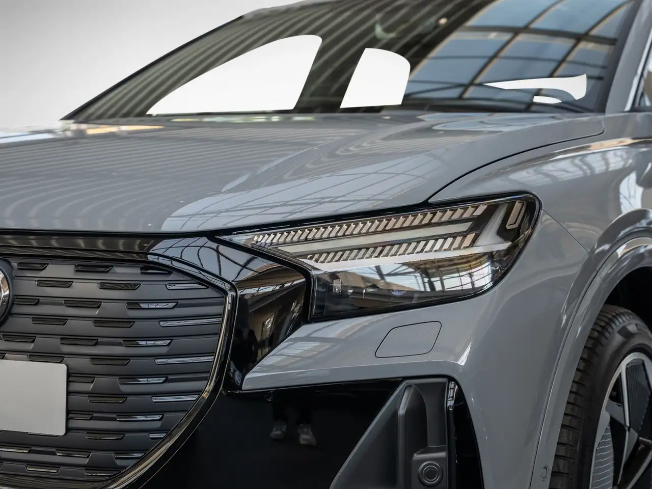 Audi Q4 e-tron Q4 Sportback 45 e-tron Matrix/Pano/SONOS/AHK/ACC 14
