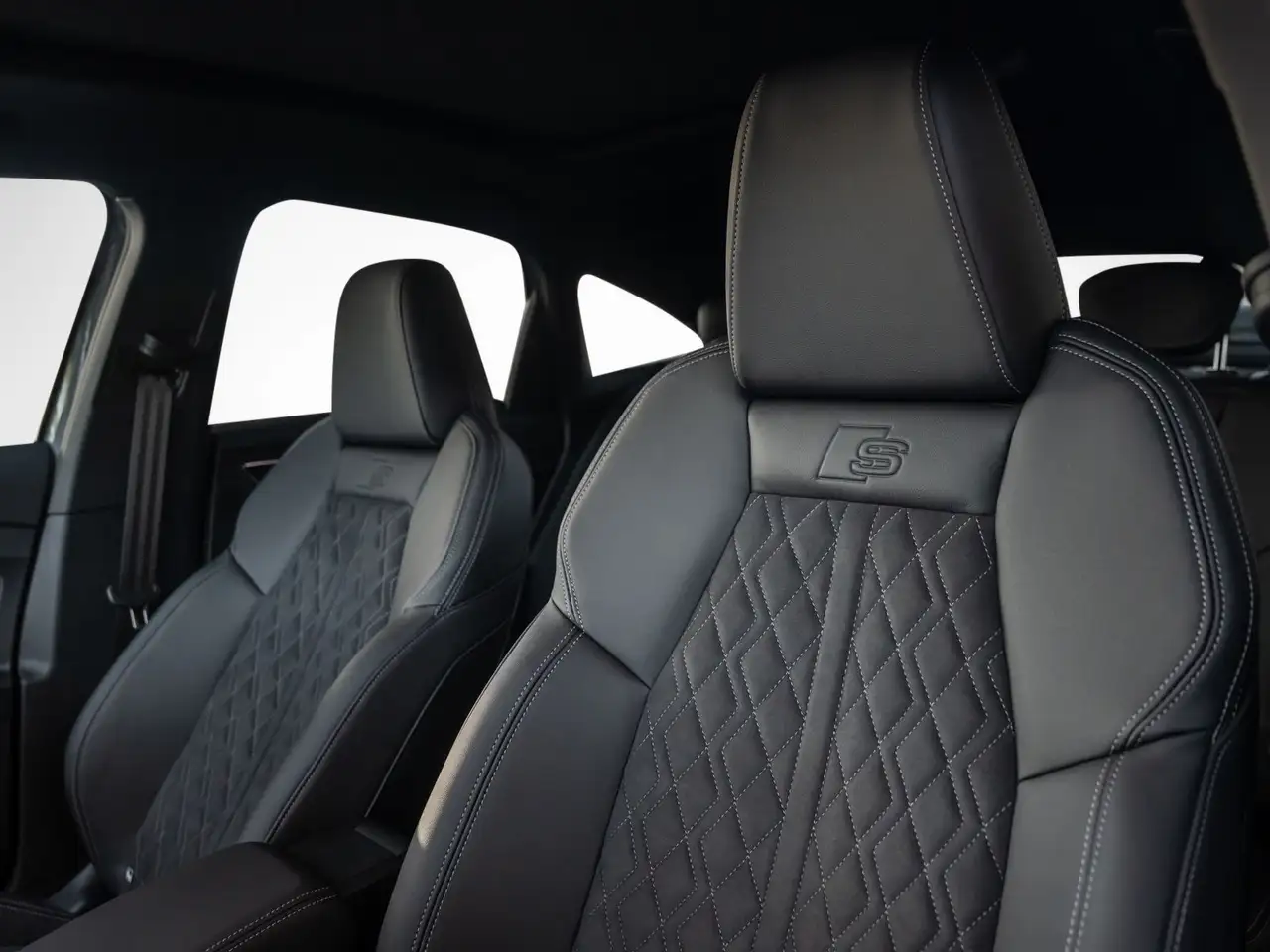 Audi Q4 e-tron Q4 Sportback 45 e-tron Matrix/Pano/SONOS/AHK/ACC 8