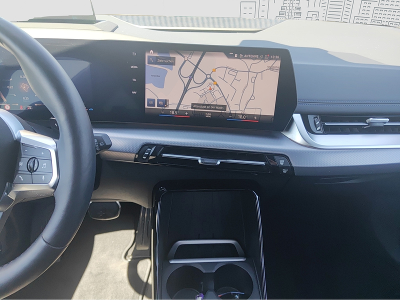 BMW 218 d M Sport ACC HUD 360° Kamera — photo 13