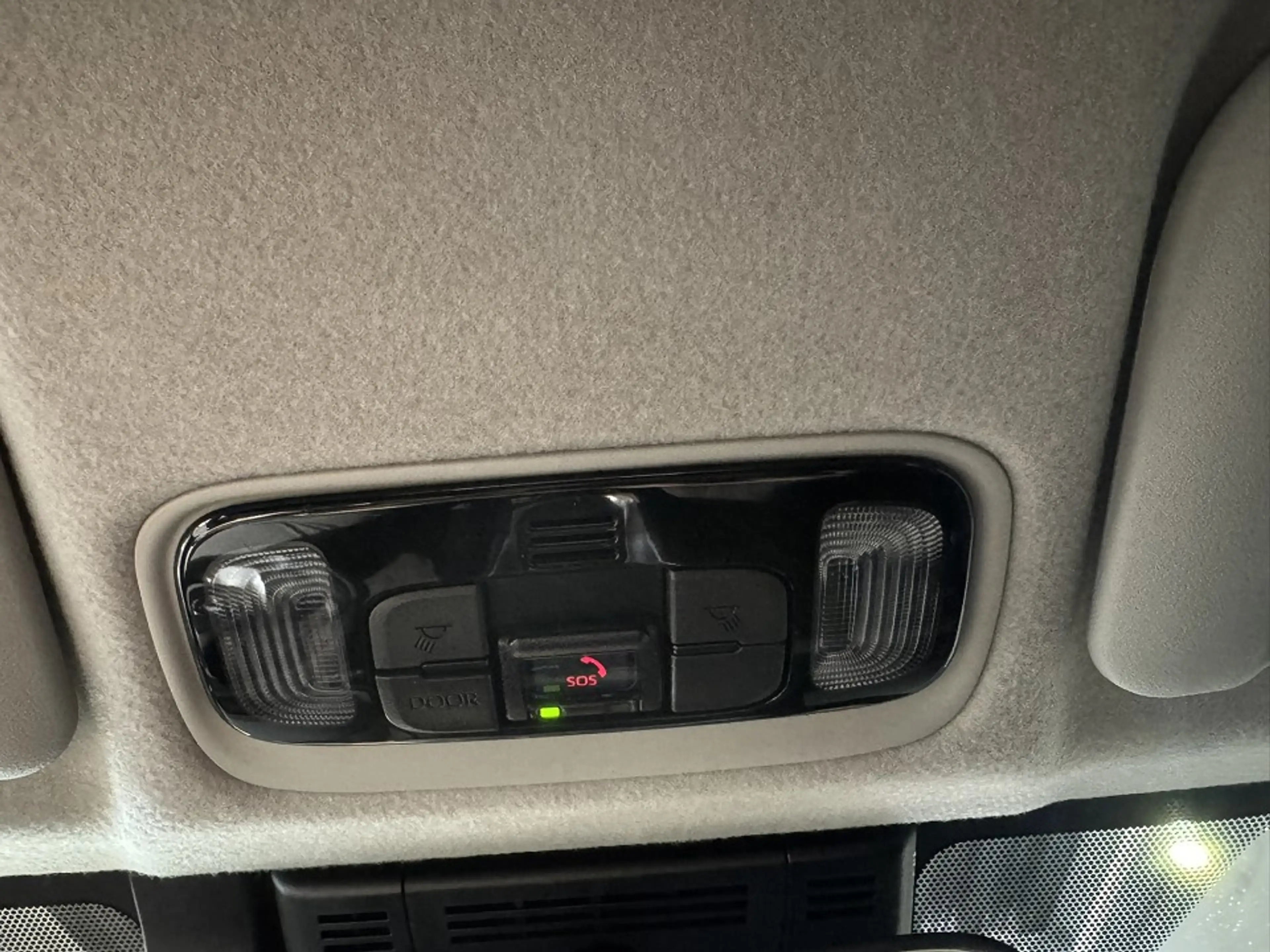 Mazda 2 Hybrid 1.5L Centre-Line VVT-i 116 CVT FWD — photo 14